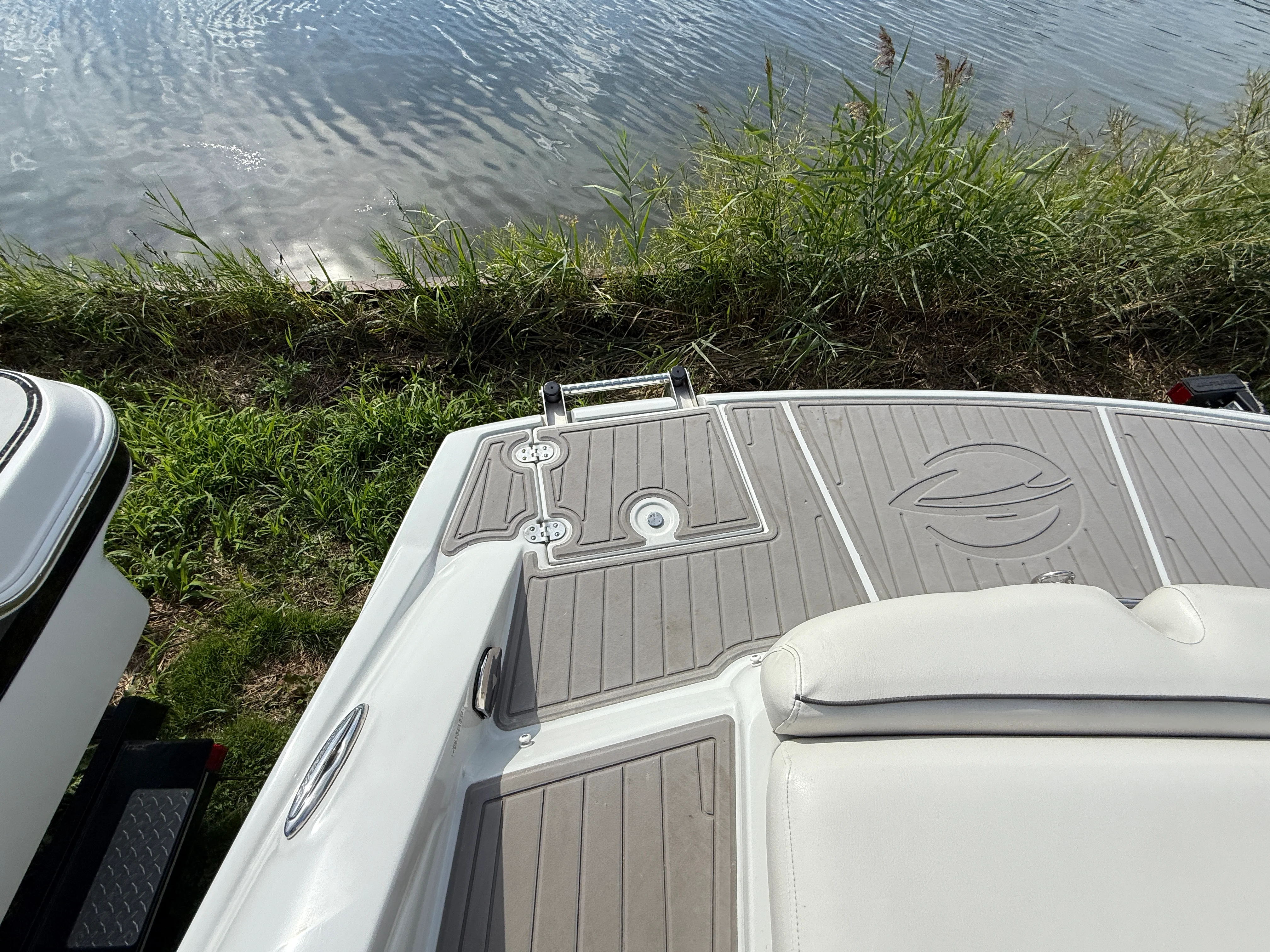 2017 Crownline E4 17 Image Thumbnail #31