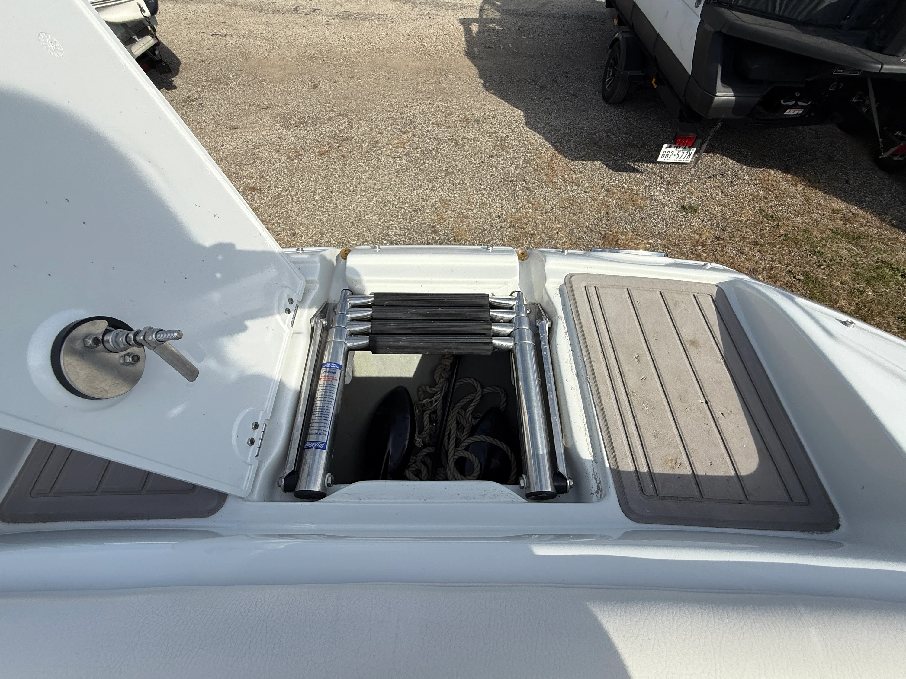 2017 Crownline E4 Image Thumbnail #23