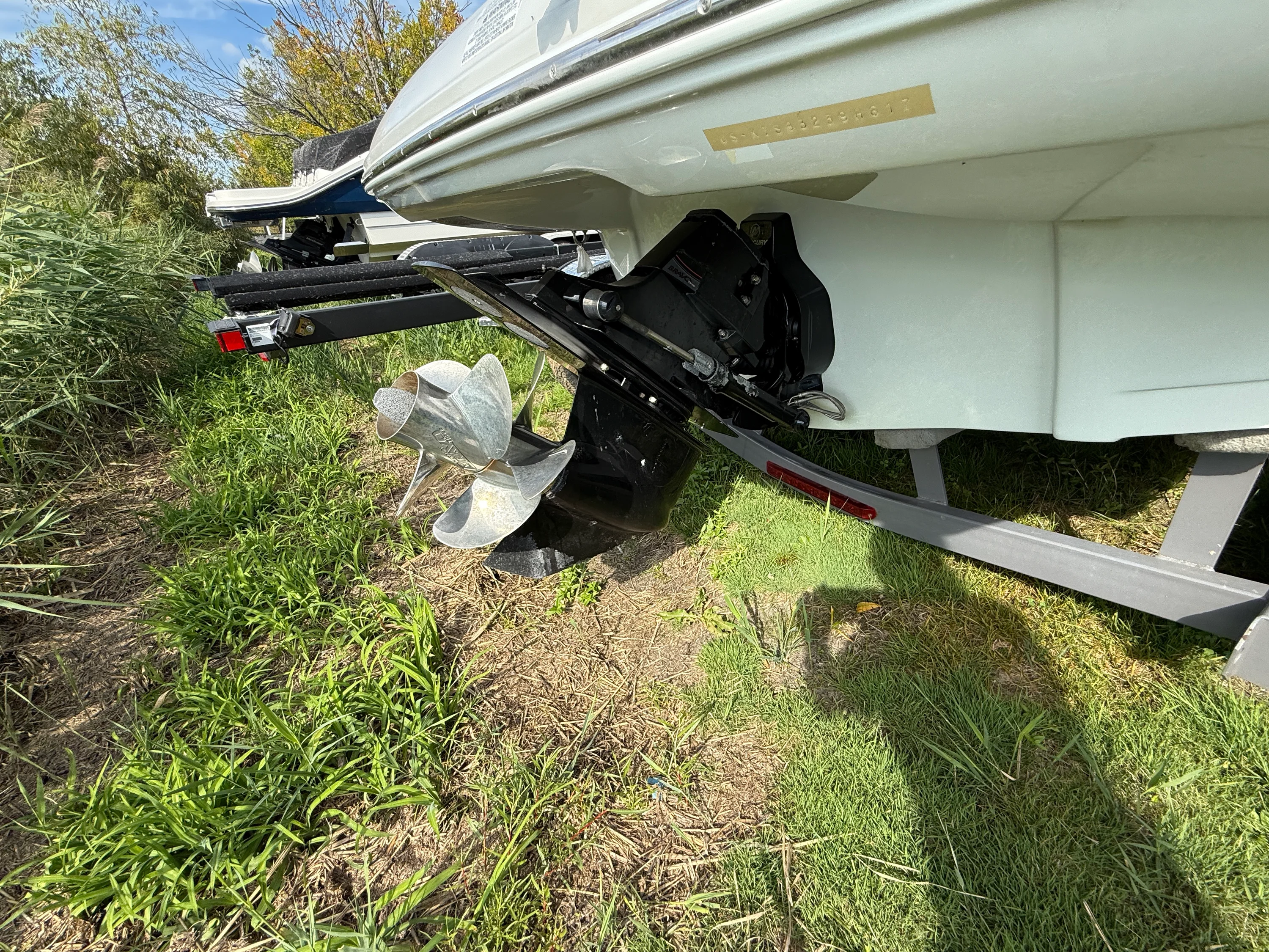 2017 Crownline E4 Image Thumbnail #4