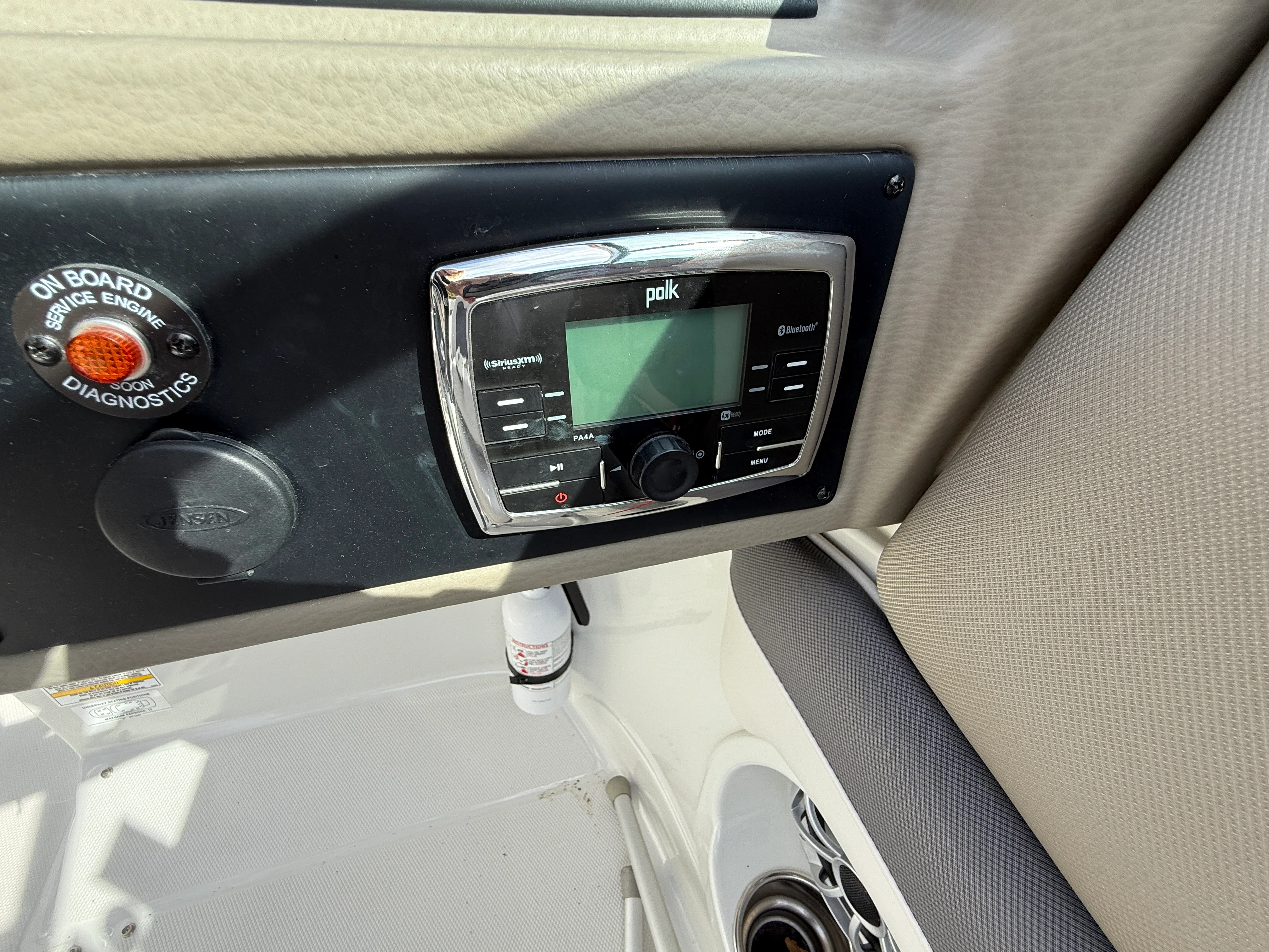 2017 Crownline E4 17 Image Thumbnail #15