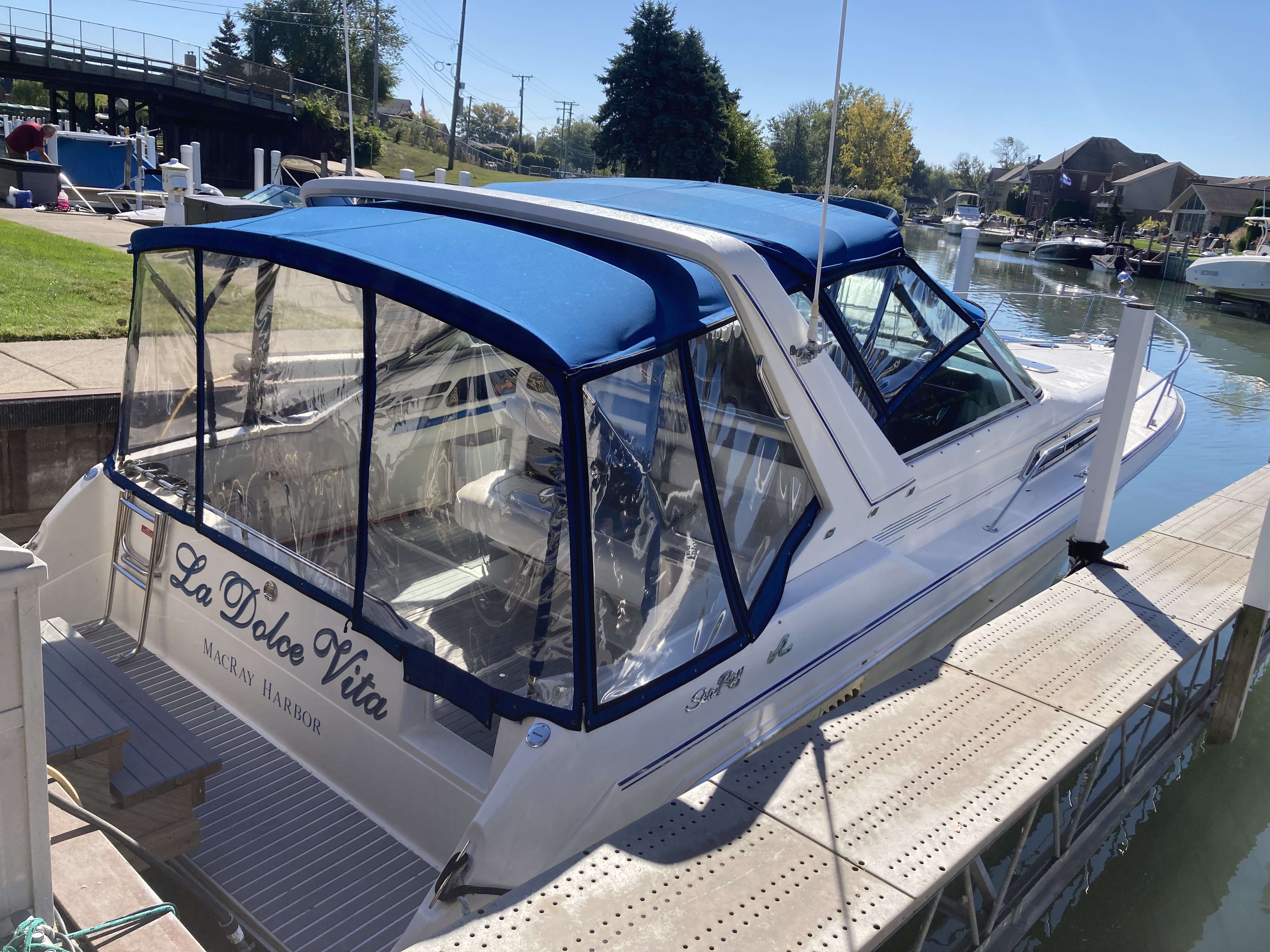 1990 Sea Ray 310 SD Image Thumbnail #4