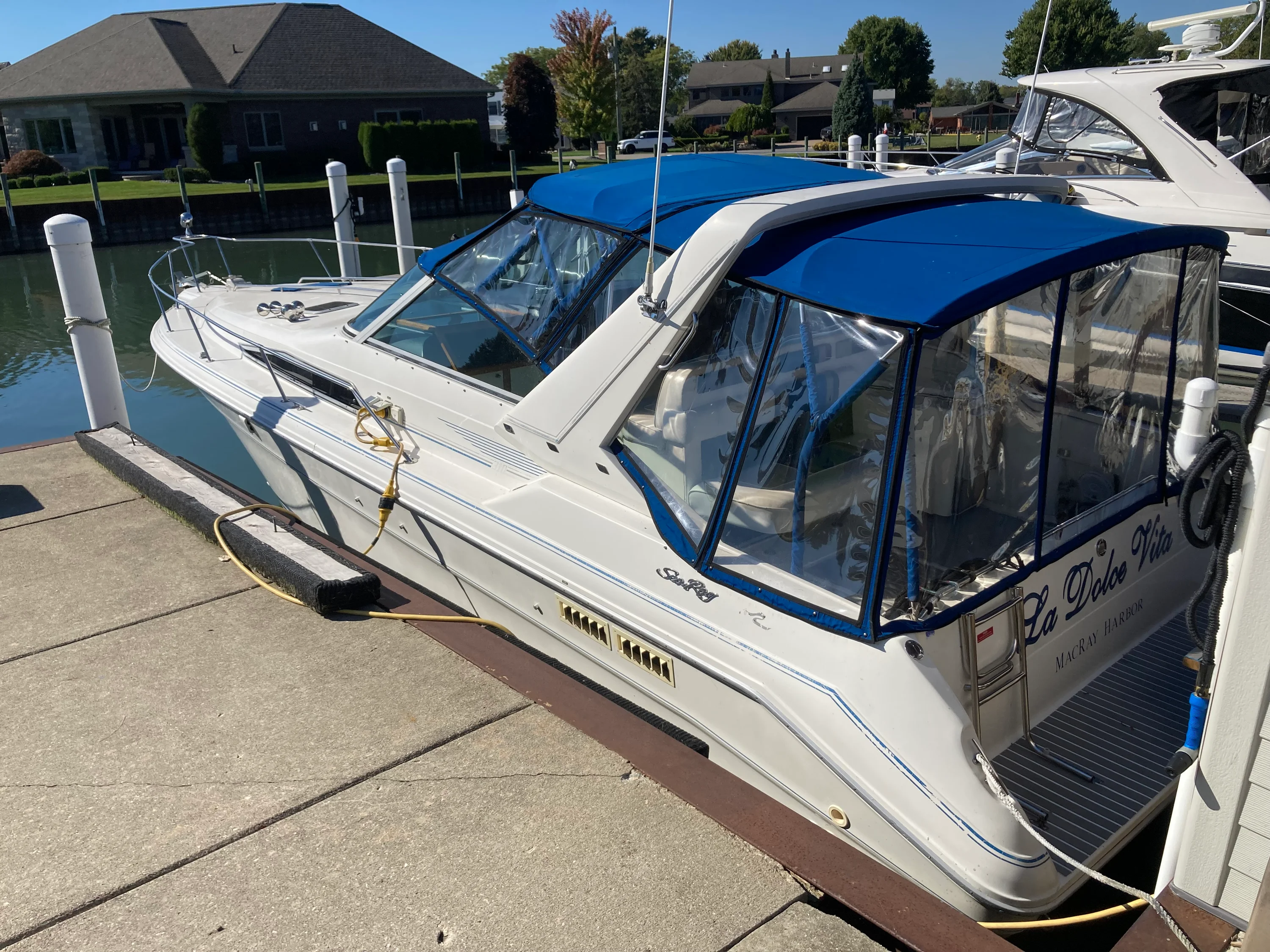 1990 Sea Ray 310 SD Image Thumbnail #6