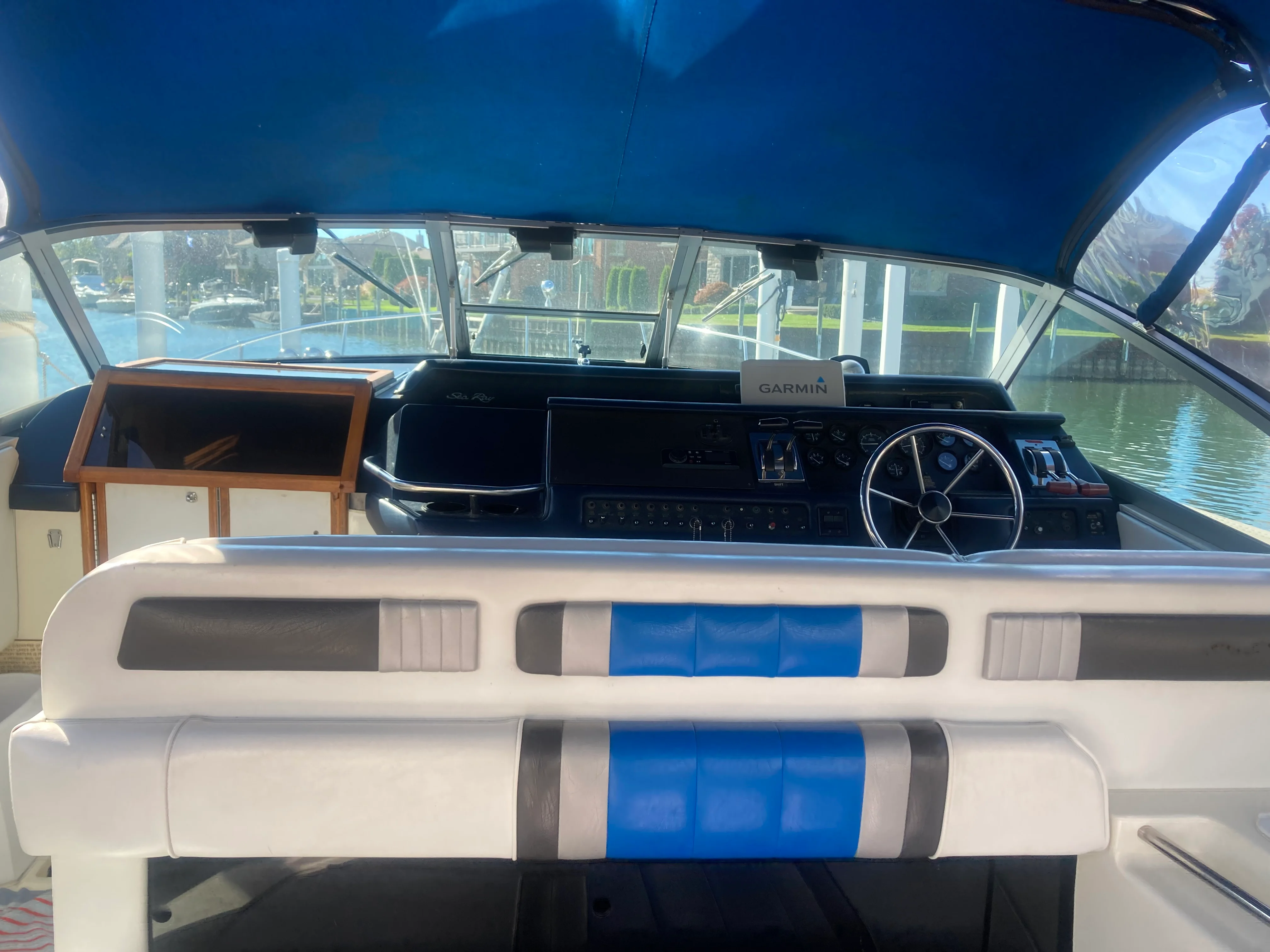 1990 Sea Ray 310 SD Image Thumbnail #12