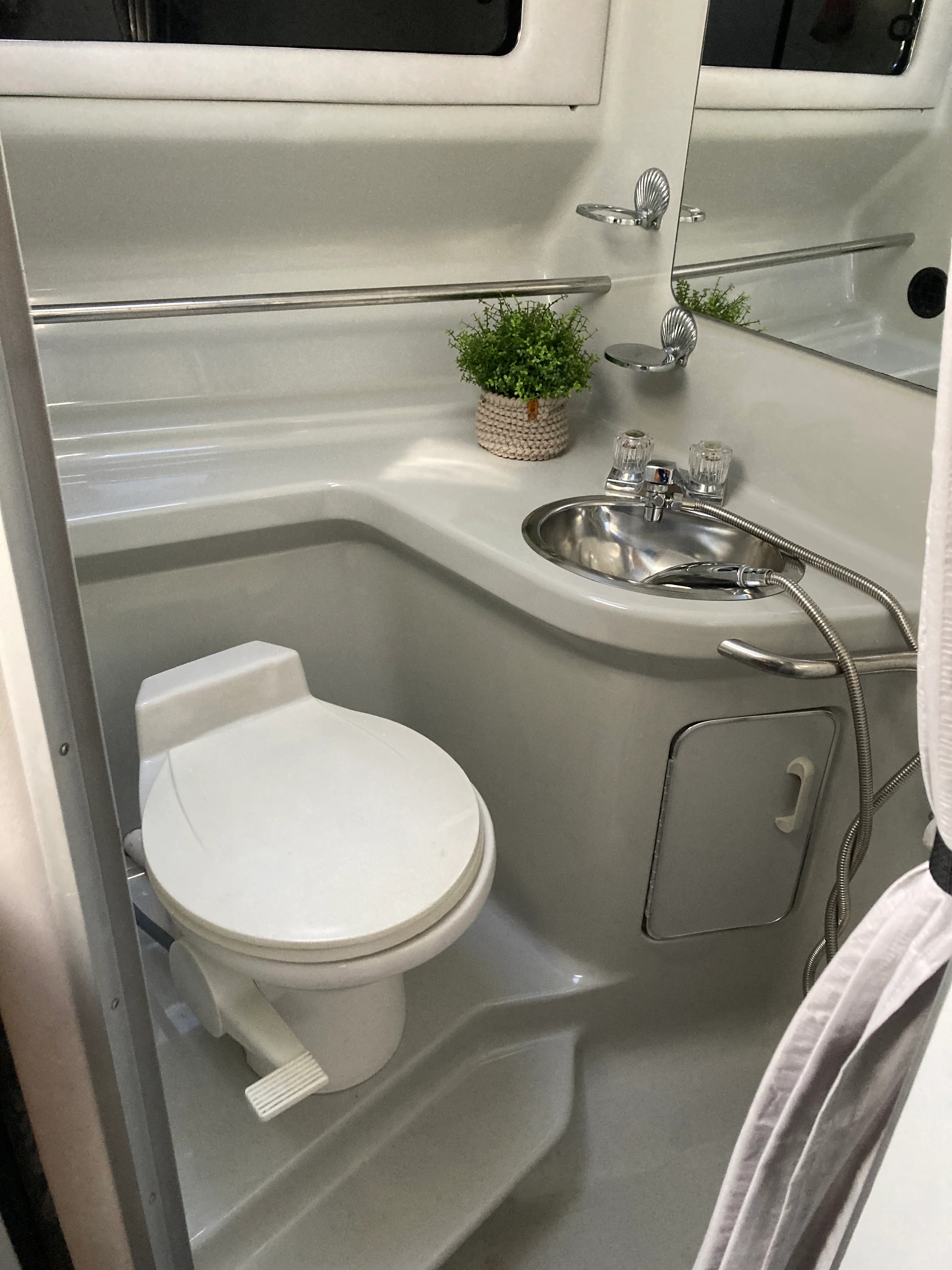 1990 Sea Ray 310 SD Image Thumbnail #27