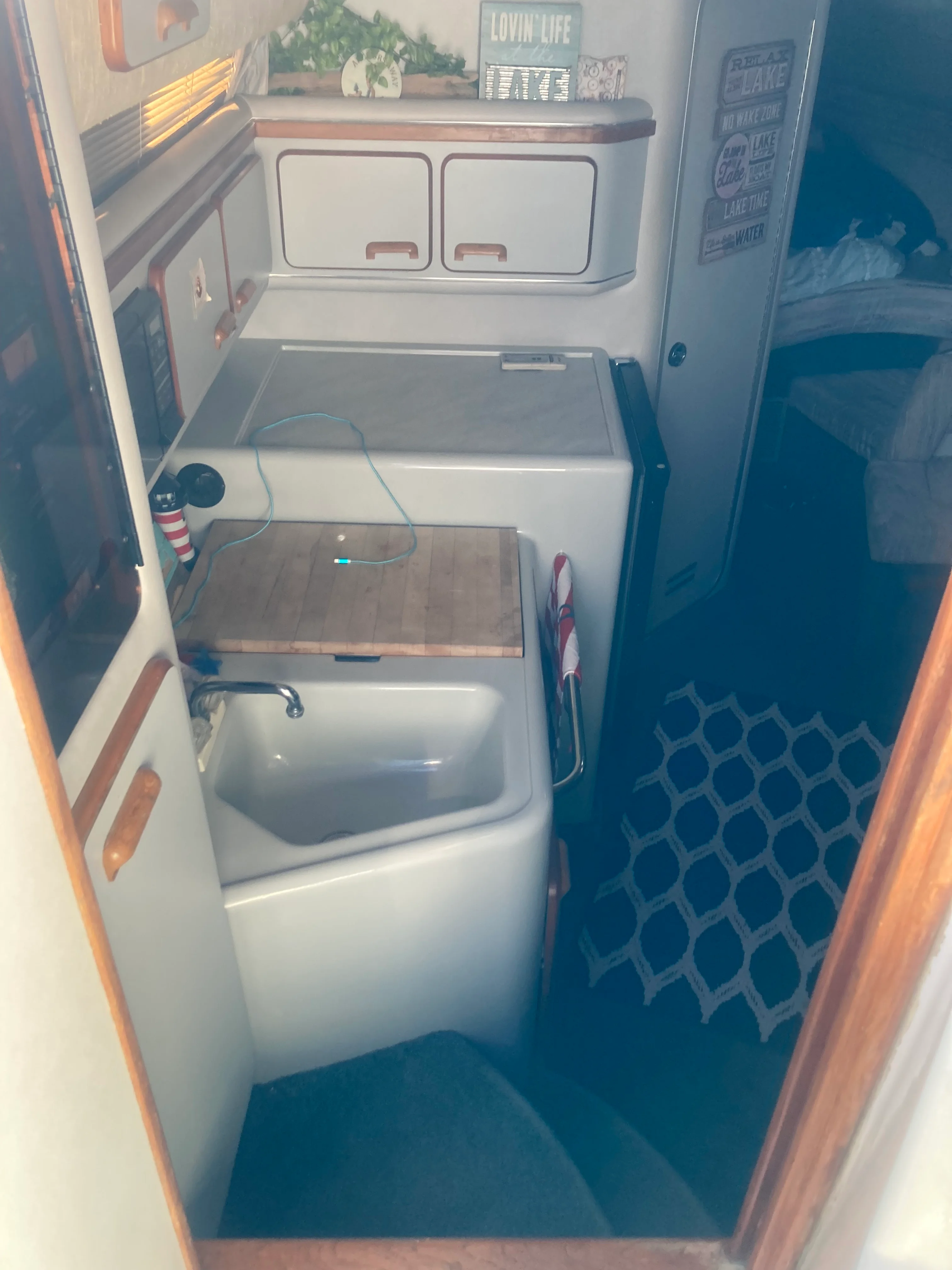 1990 Sea Ray 310 SD Image Thumbnail #17