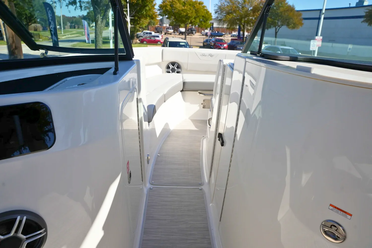 2026 Sea Ray SDX 230 Image Thumbnail #23