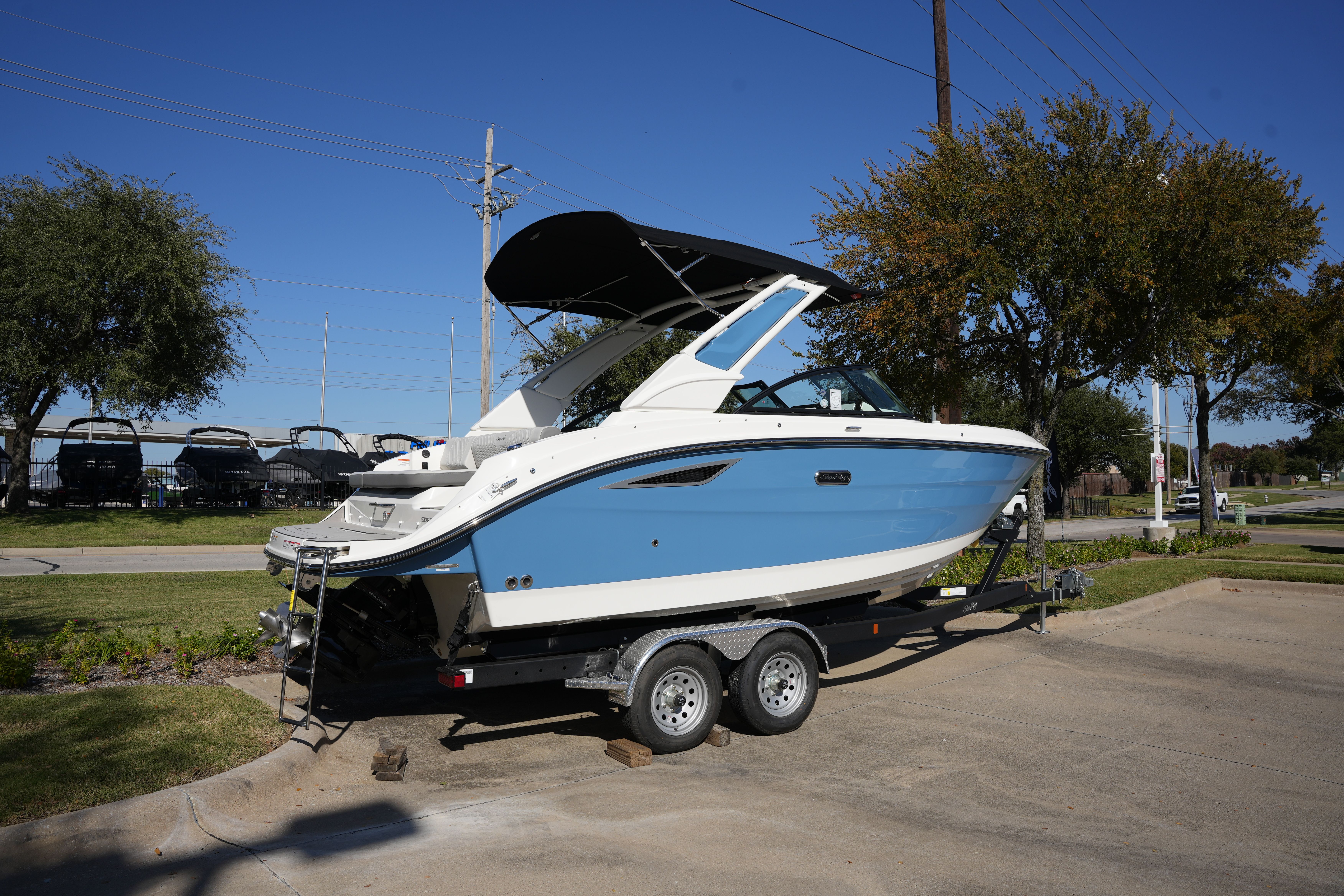 2026 Sea Ray SDX 230 Image Thumbnail #2