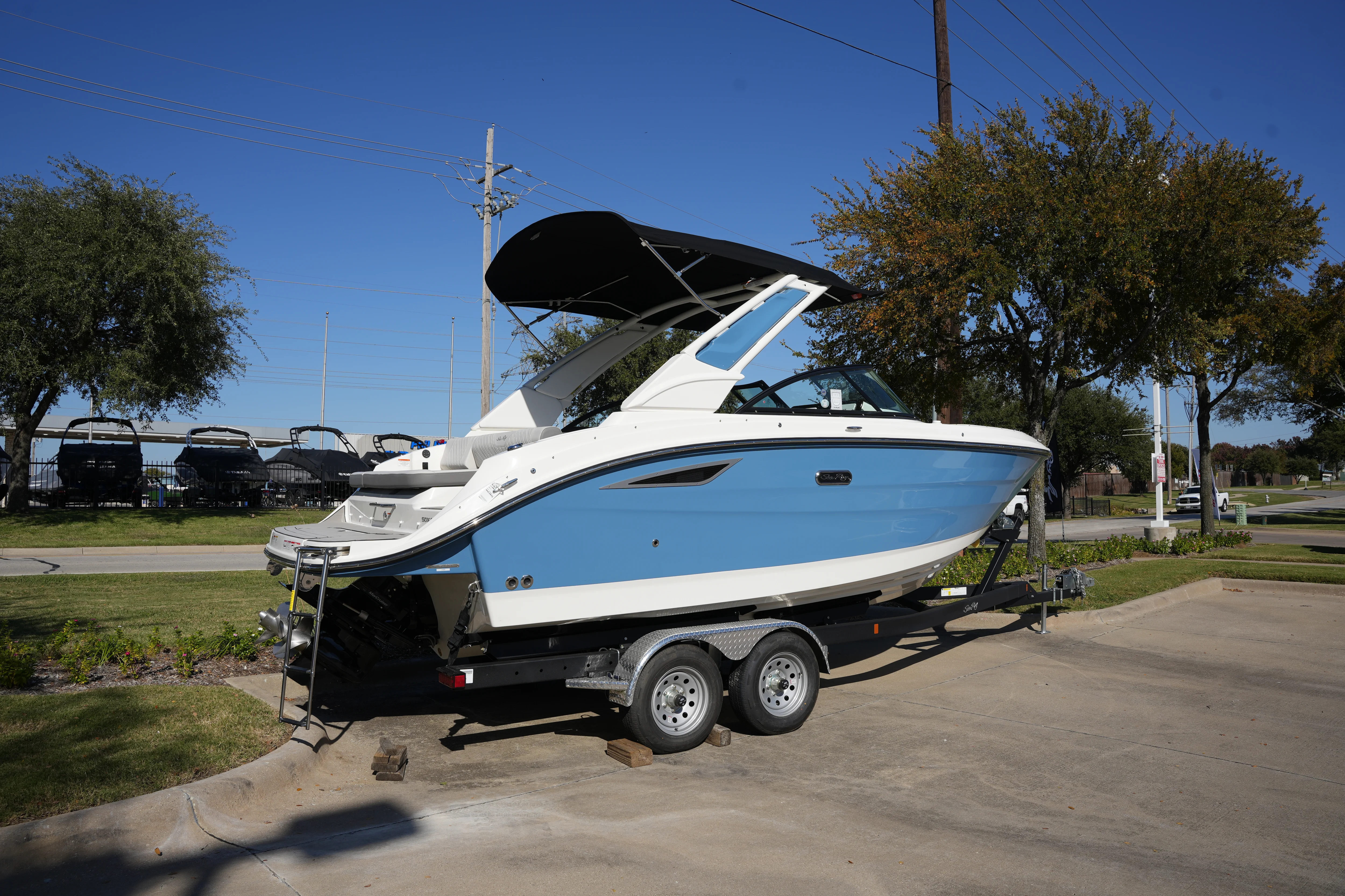 2026 Sea Ray SDX 230 Image Thumbnail #2