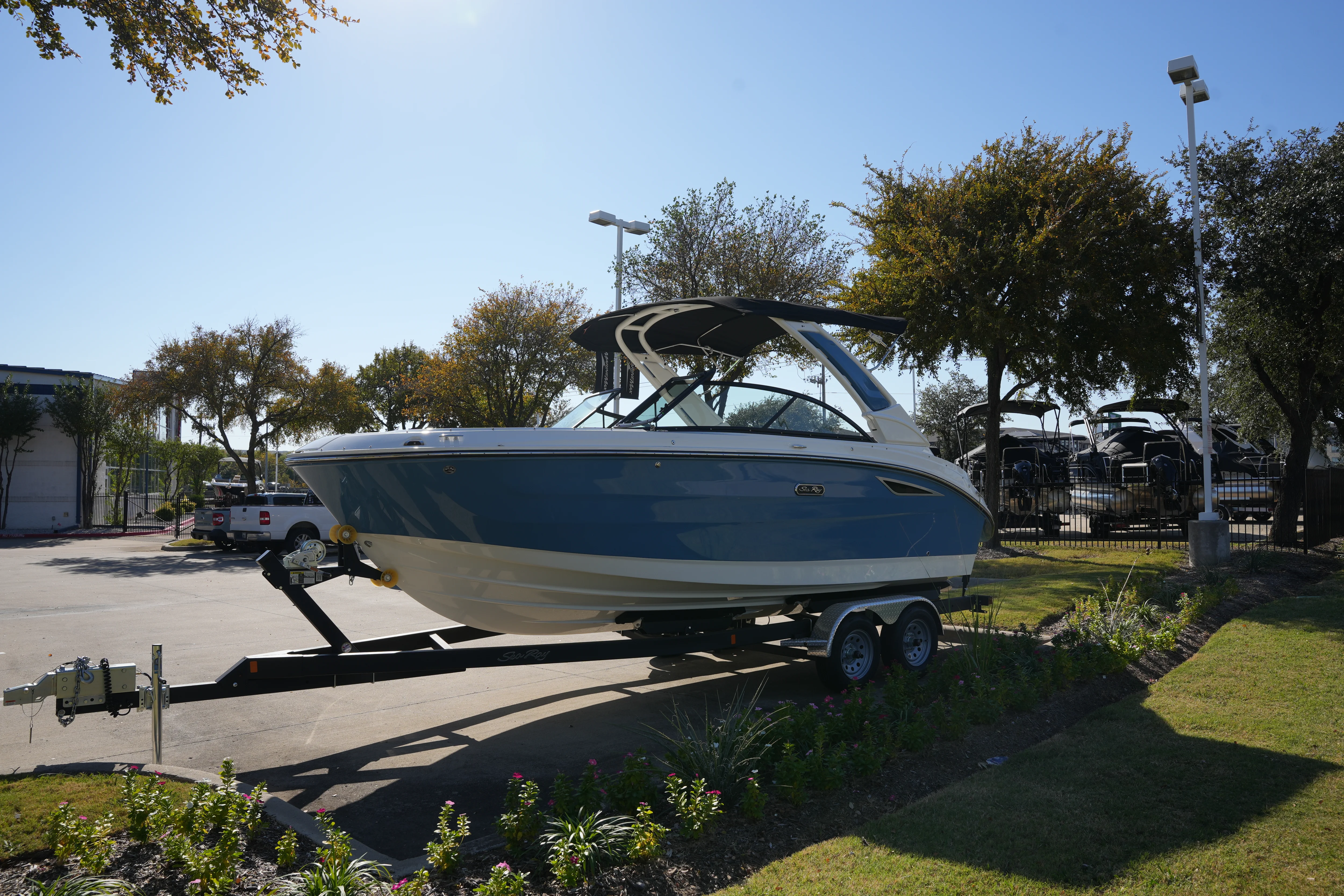 2026 Sea Ray SDX 230 Image Thumbnail #5