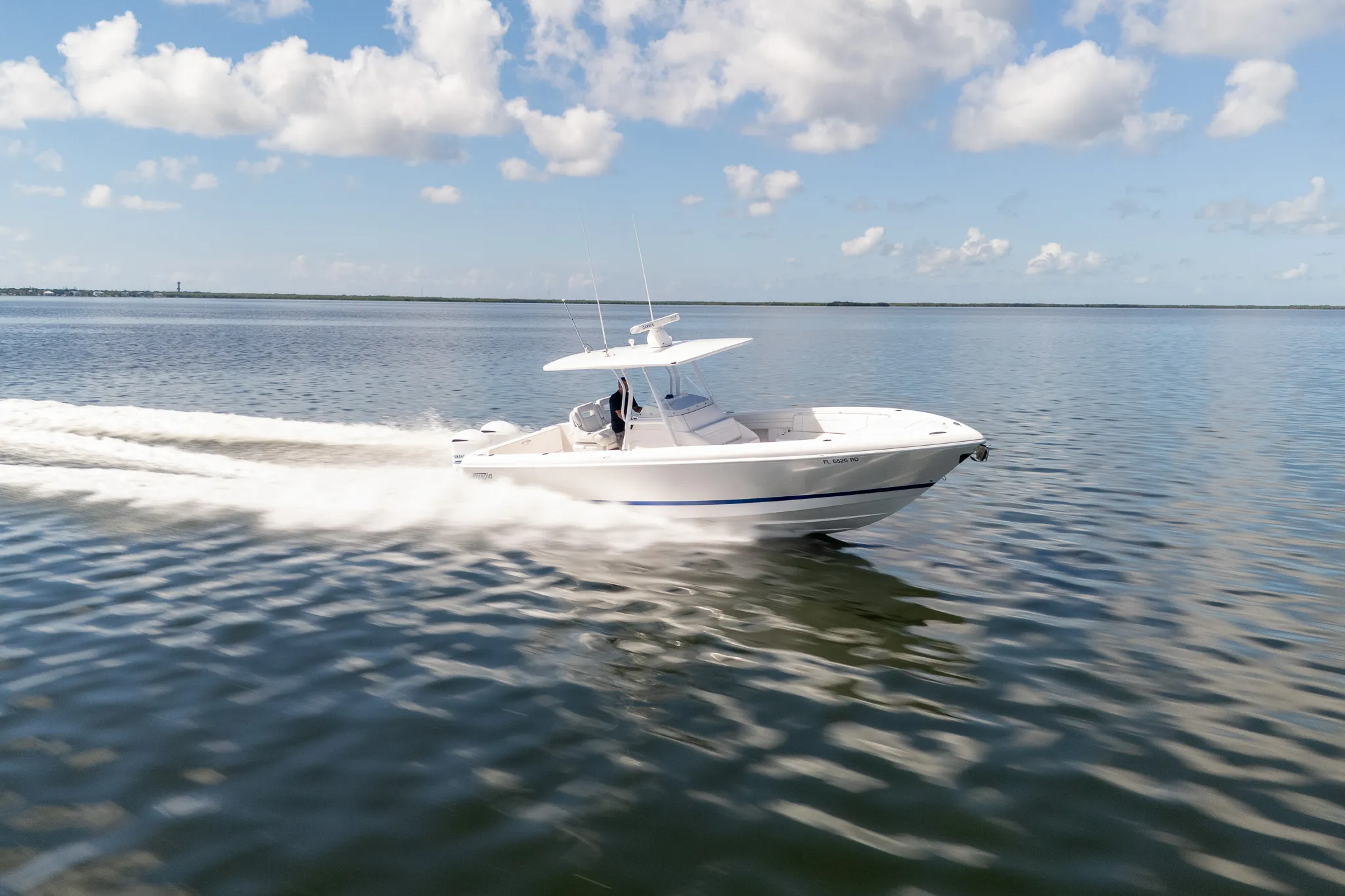 2016 Intrepid 327 CC Image Thumbnail #8