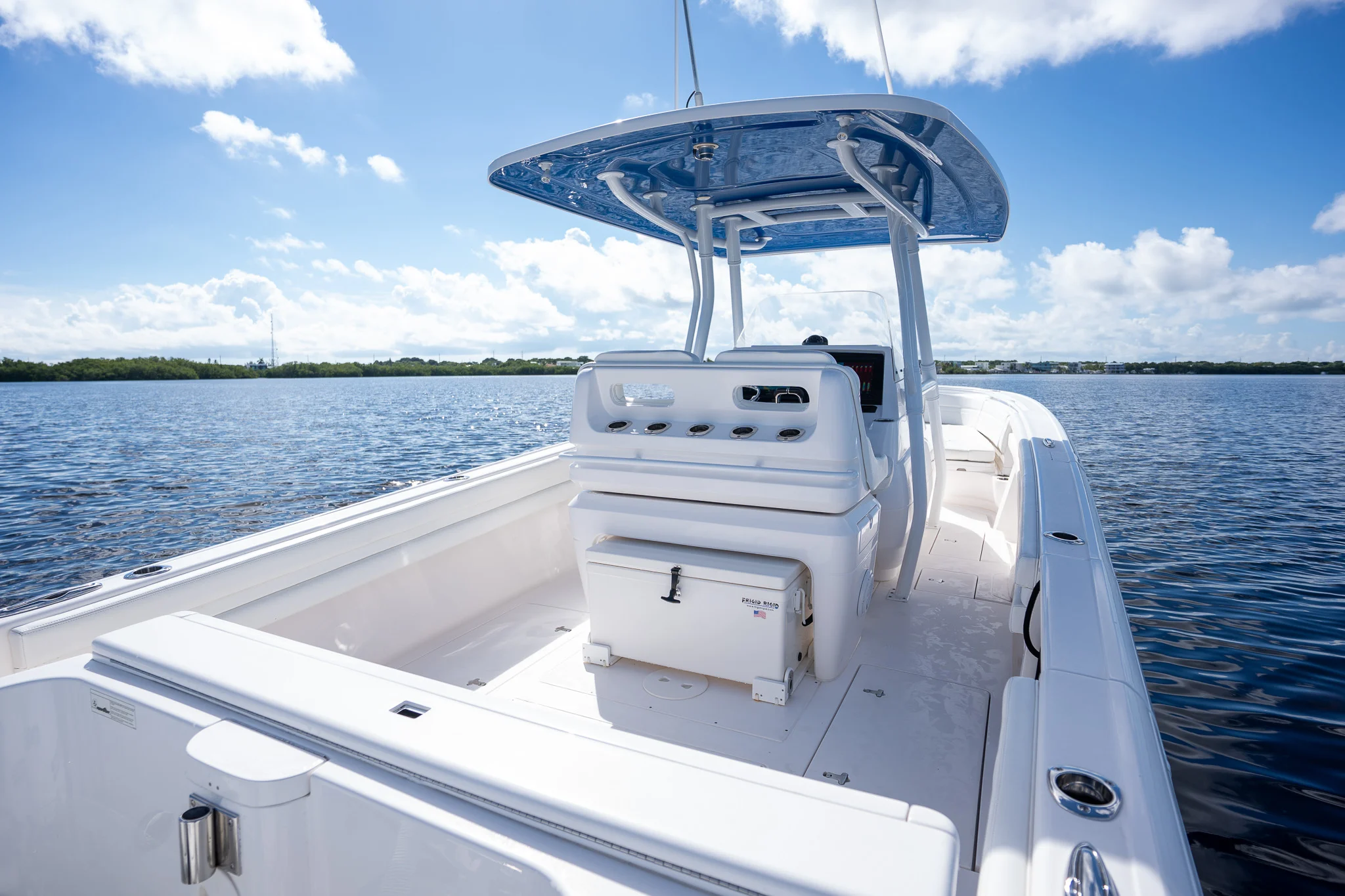 2016 Intrepid 327 CC Image Thumbnail #27