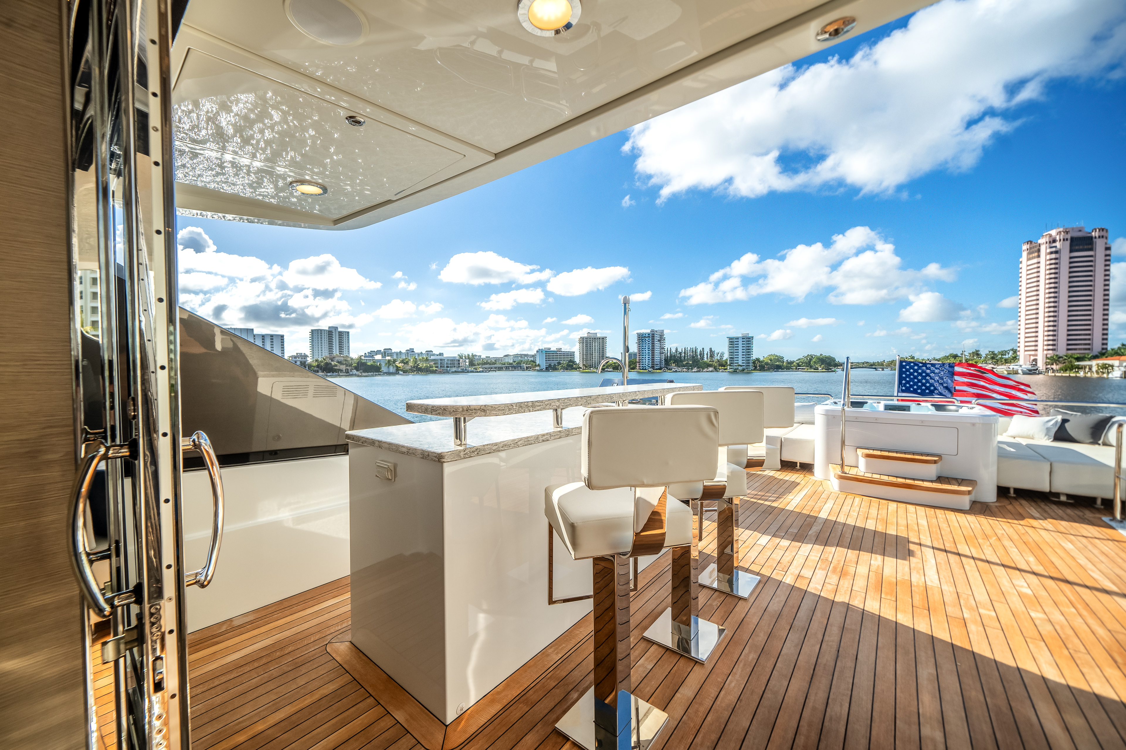 2022 Ocean Alexander 32L Image Thumbnail #61