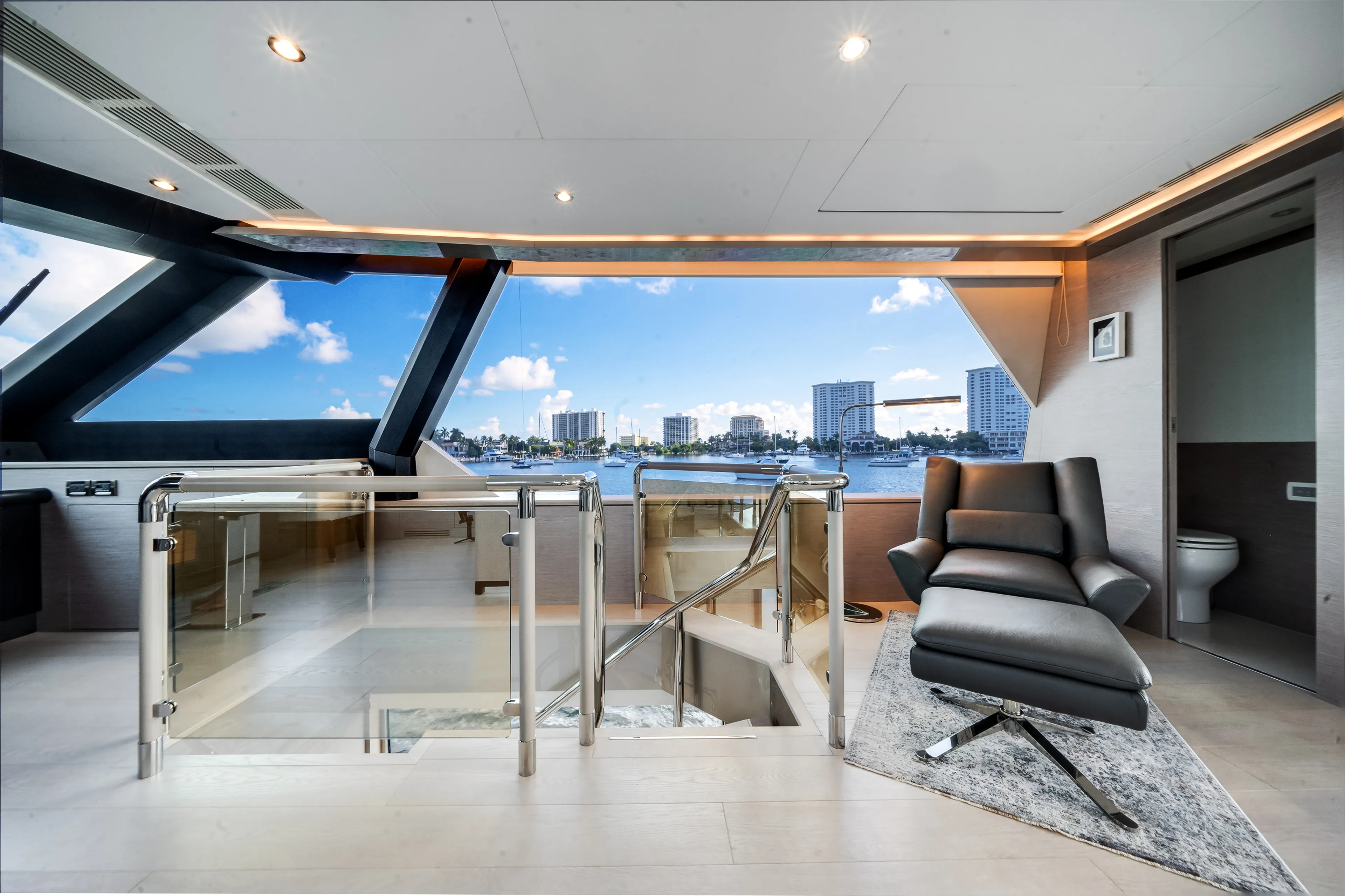 2022 Ocean Alexander 32L Image Thumbnail #57