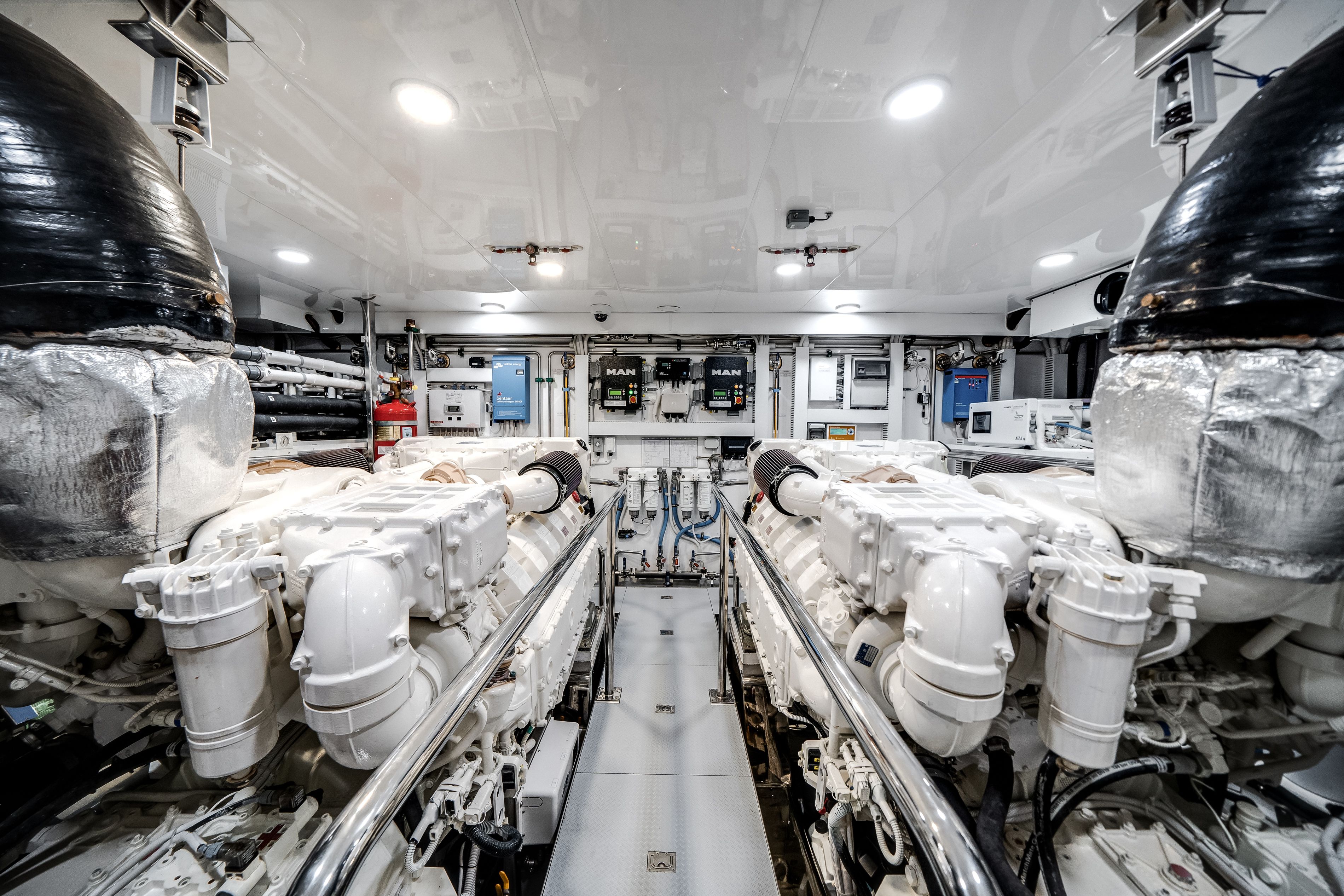 2022 Ocean Alexander 32L Image Thumbnail #75