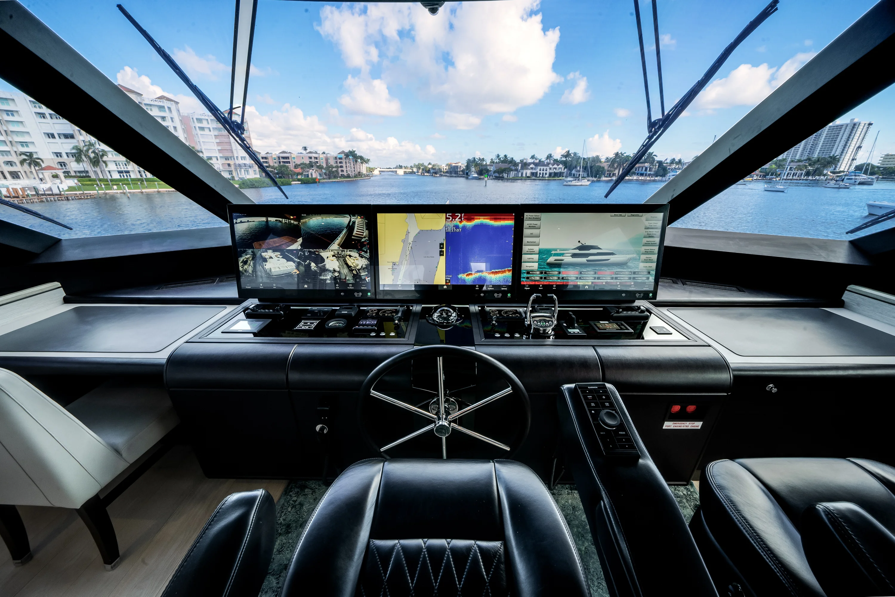 2022 Ocean Alexander 32L Image Thumbnail #58