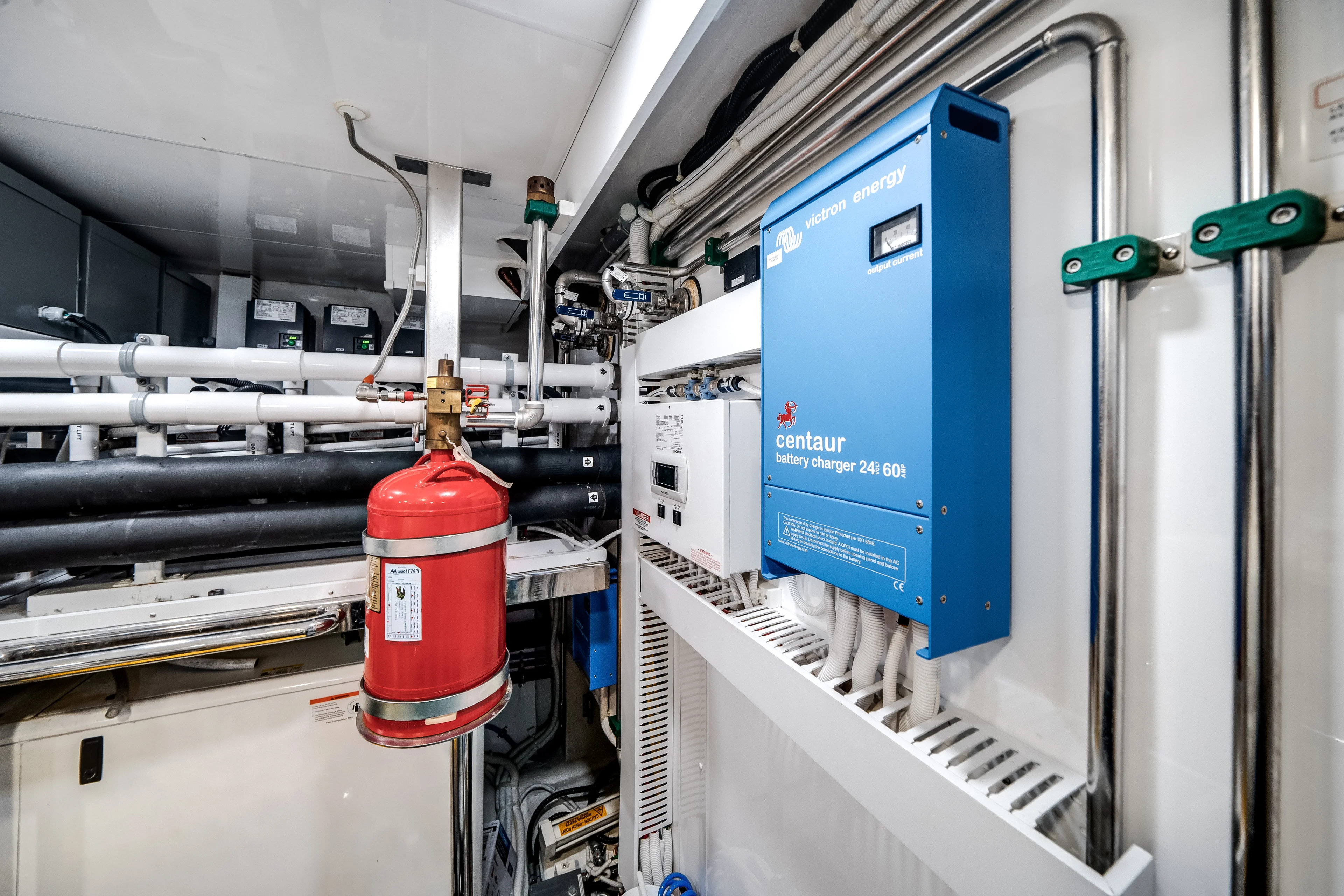 2022 Ocean Alexander
                                                             32L Image Thumbnail #79