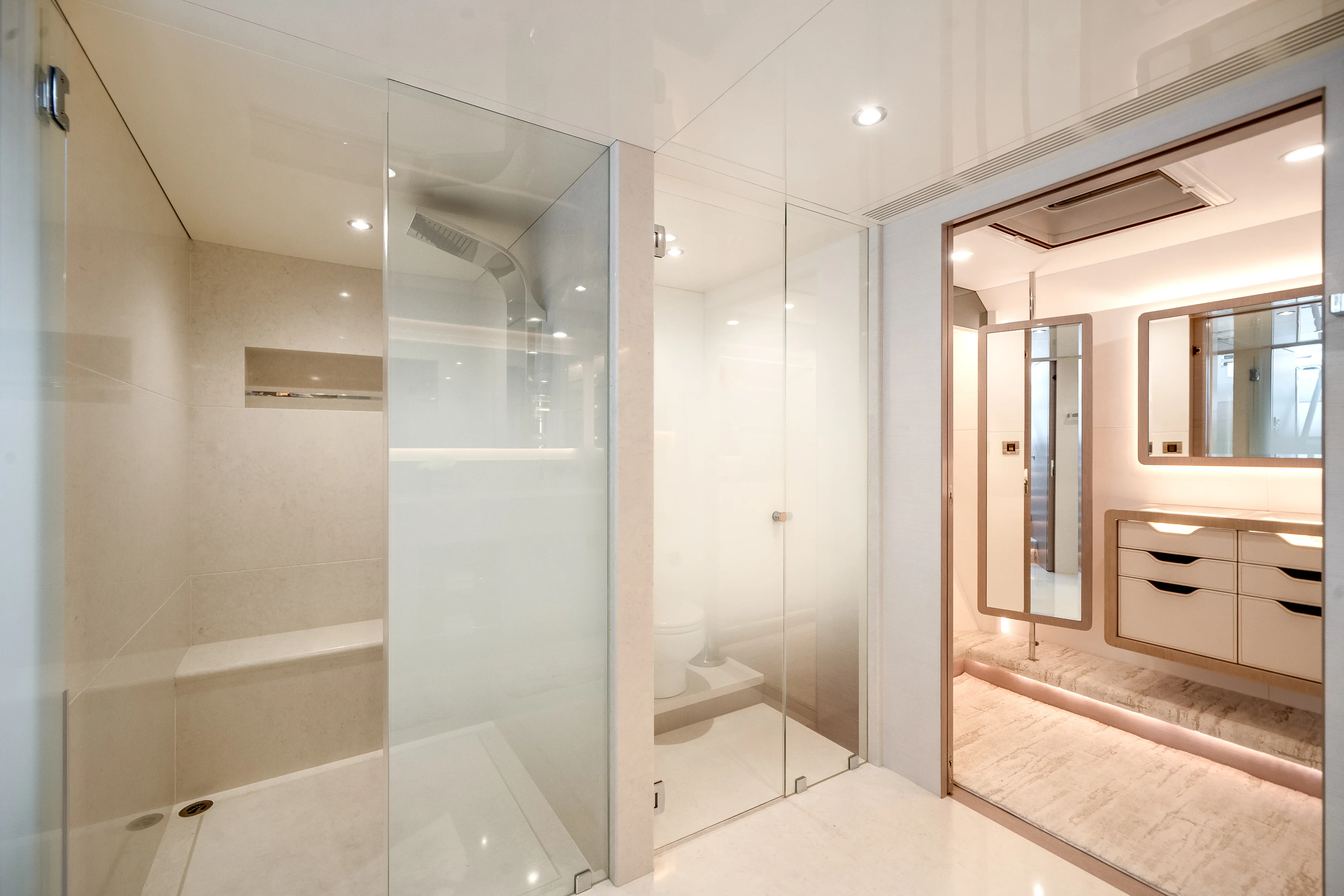 2022 Ocean Alexander
                                                             32L Image Thumbnail #32