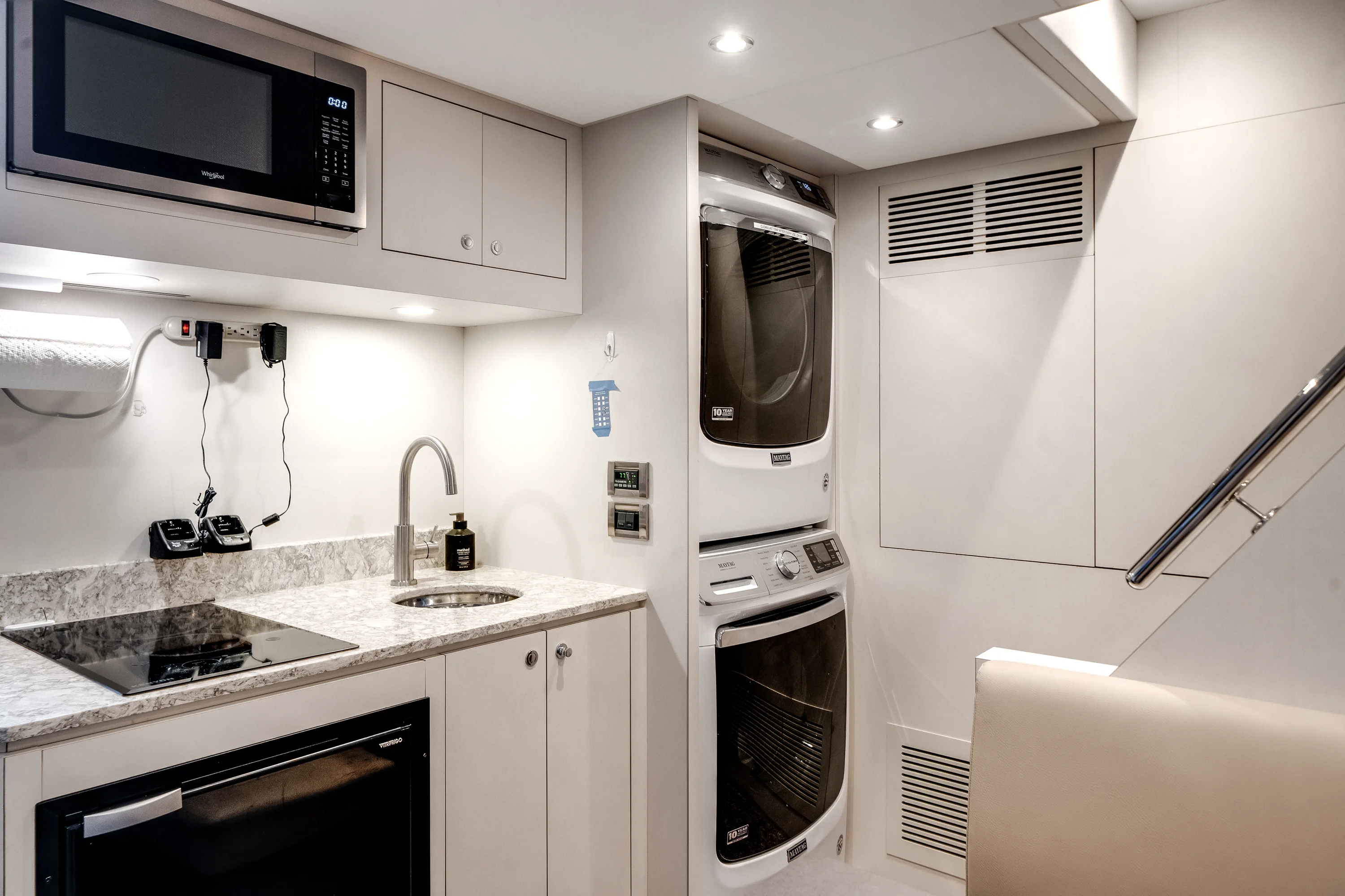 2022 Ocean Alexander 32L Image Thumbnail #81