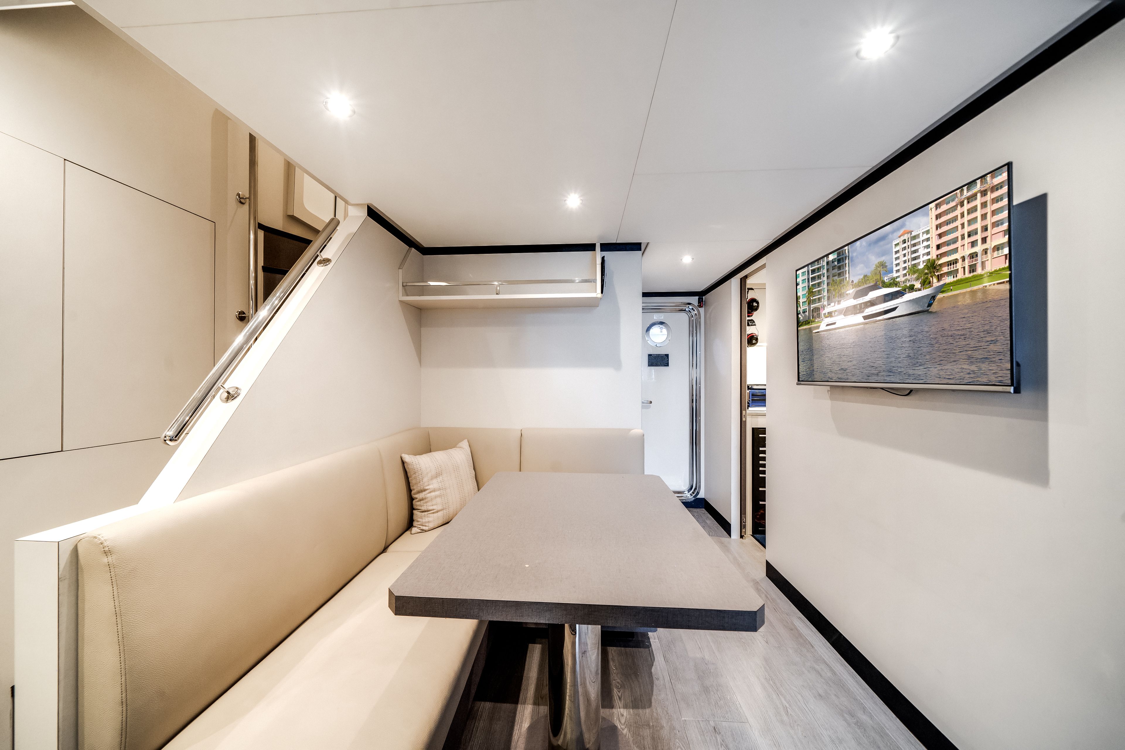 2022 Ocean Alexander 32L Image Thumbnail #83