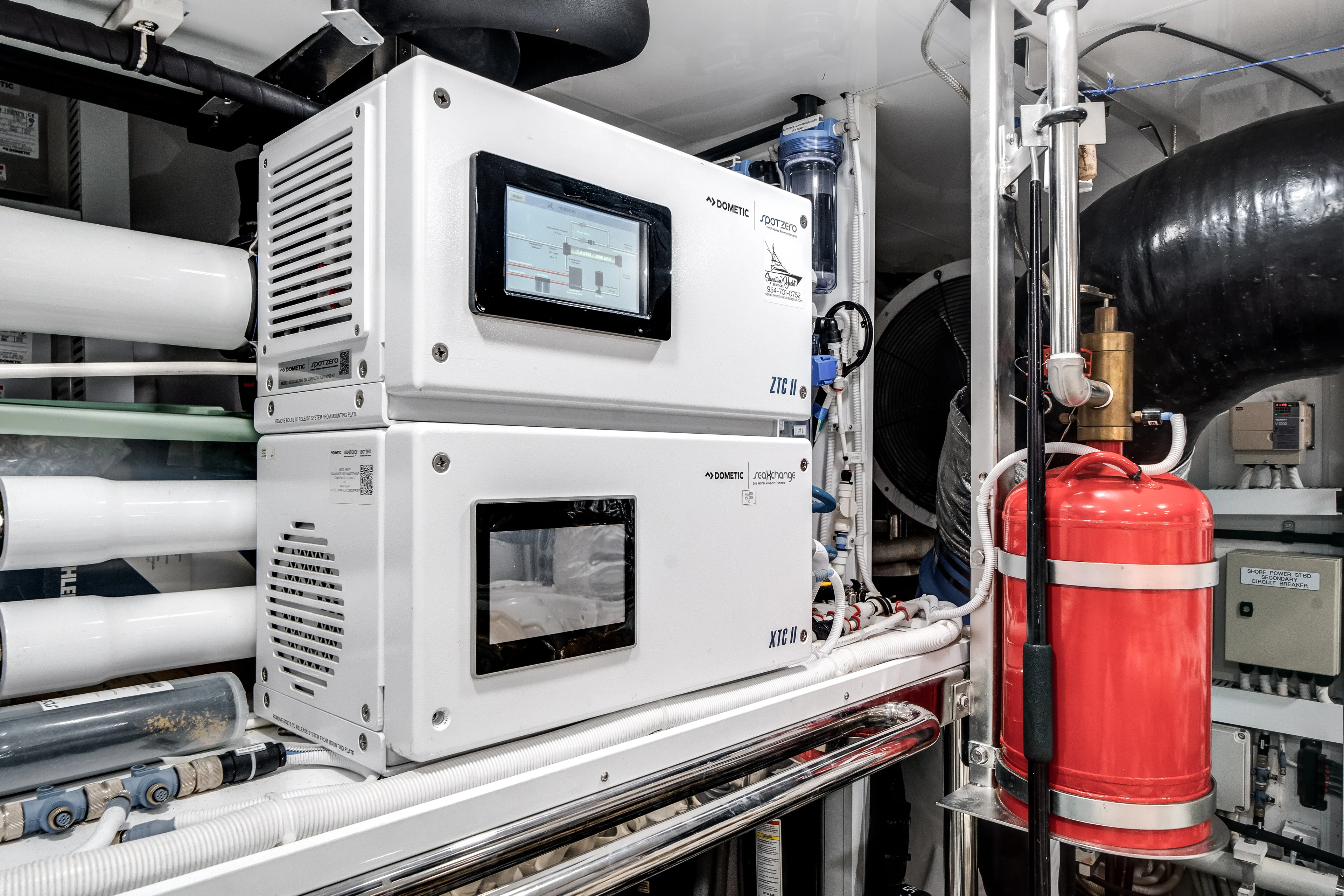 2022 Ocean Alexander
                                                             32L Image Thumbnail #78