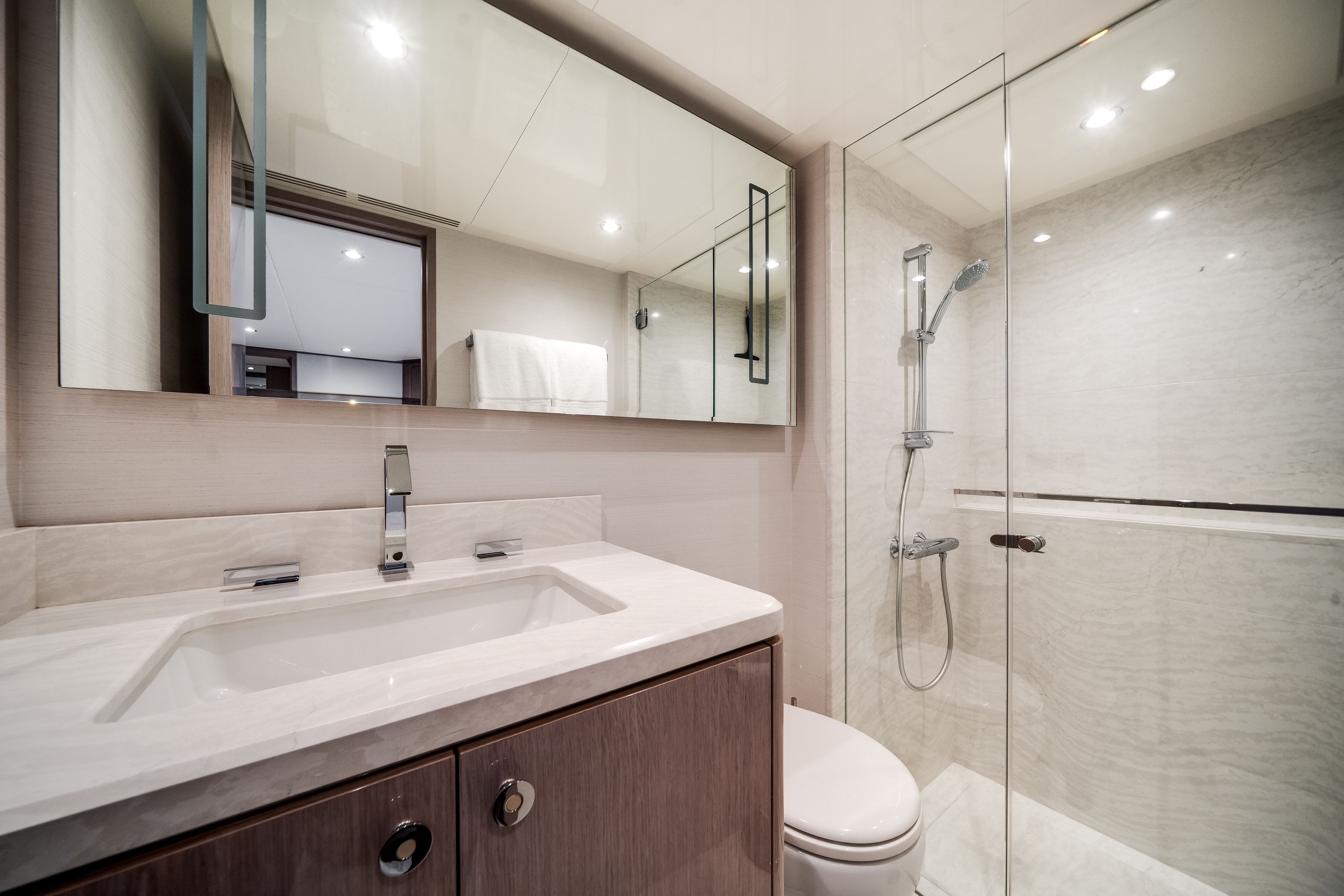 2022 Ocean Alexander 32L Image Thumbnail #42