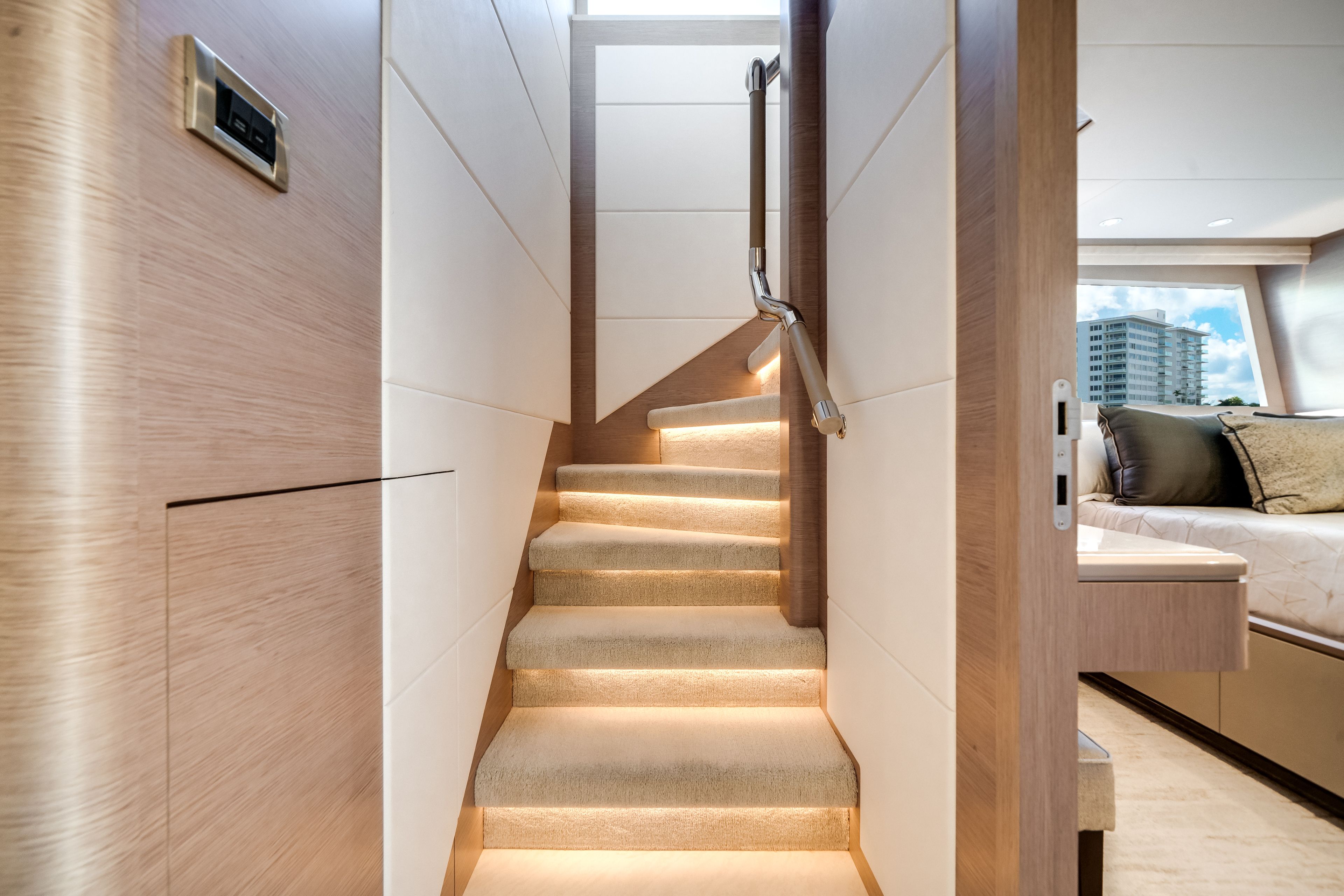 2022 Ocean Alexander 32L Image Thumbnail #37