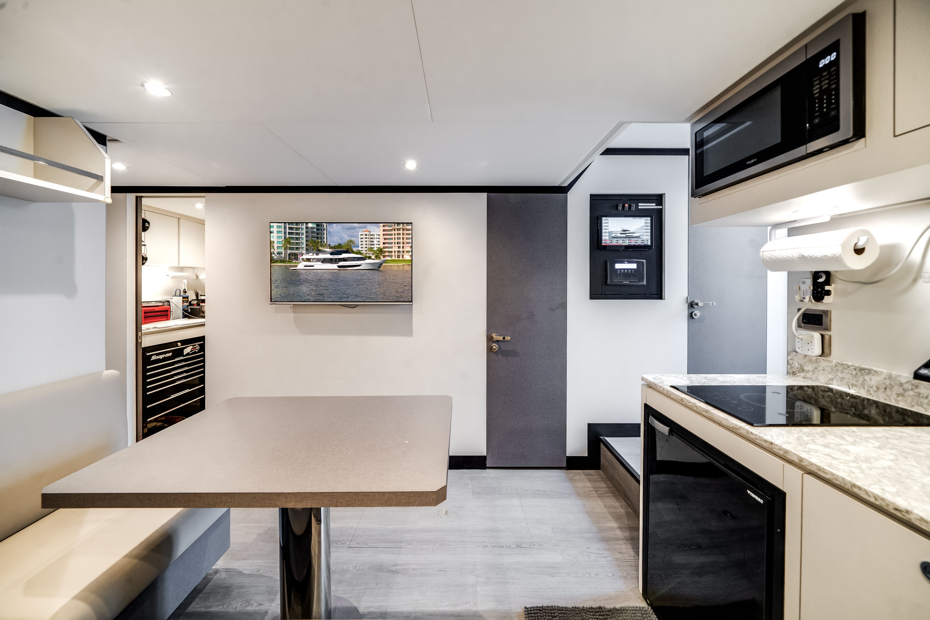 2022 Ocean Alexander 32L Image Thumbnail #82