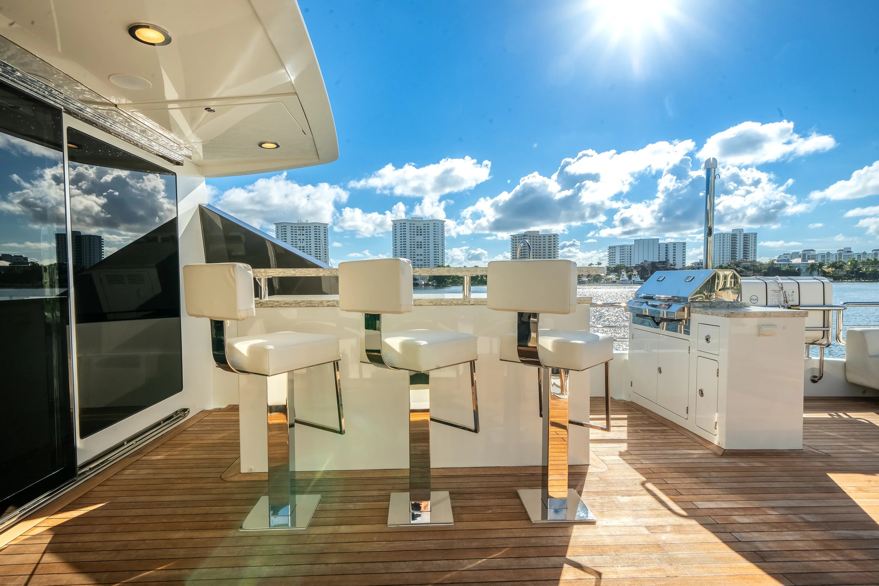 2022 Ocean Alexander 32L Image Thumbnail #65