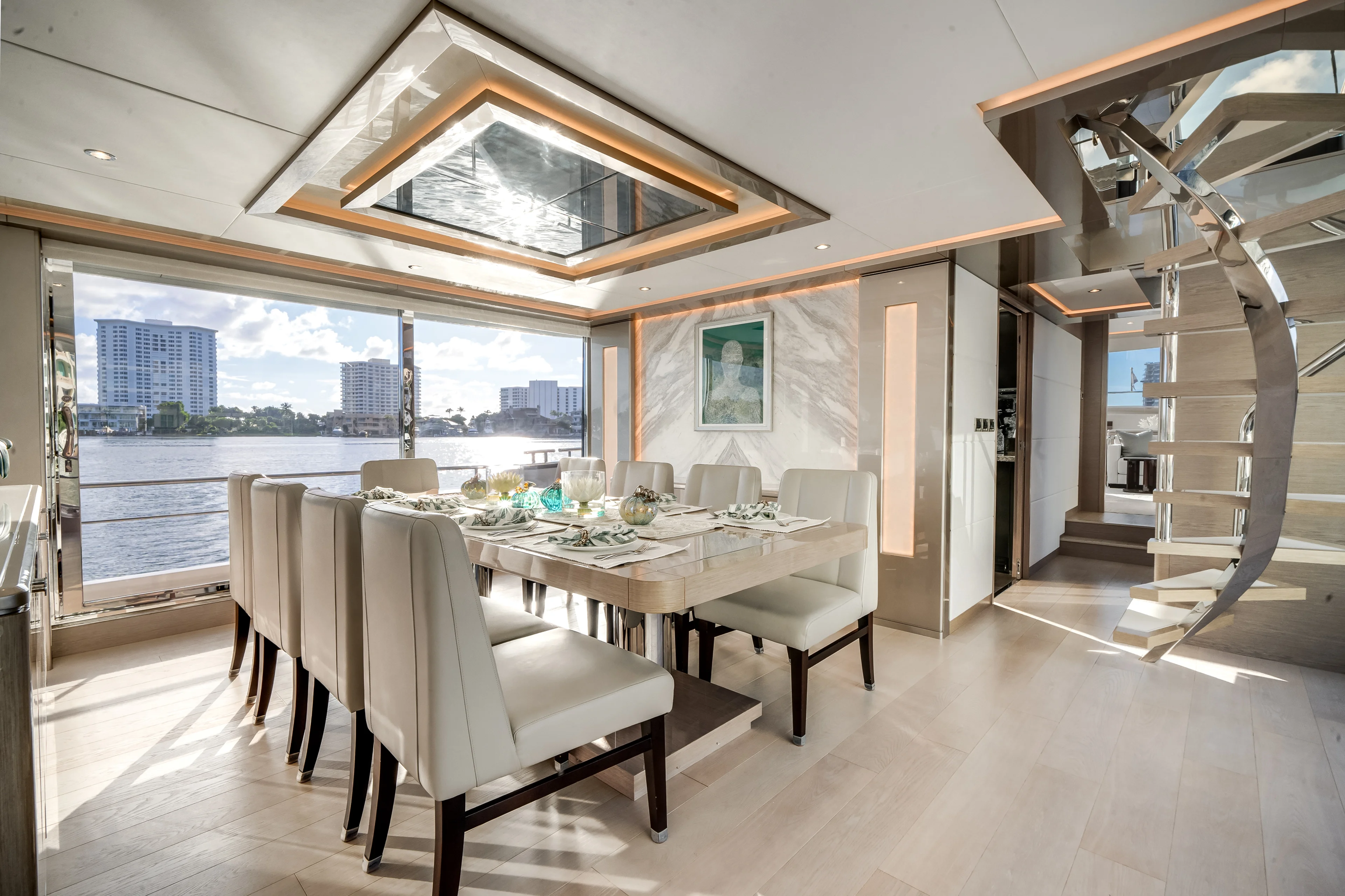 2022 Ocean Alexander
                                                             32L Image Thumbnail #15