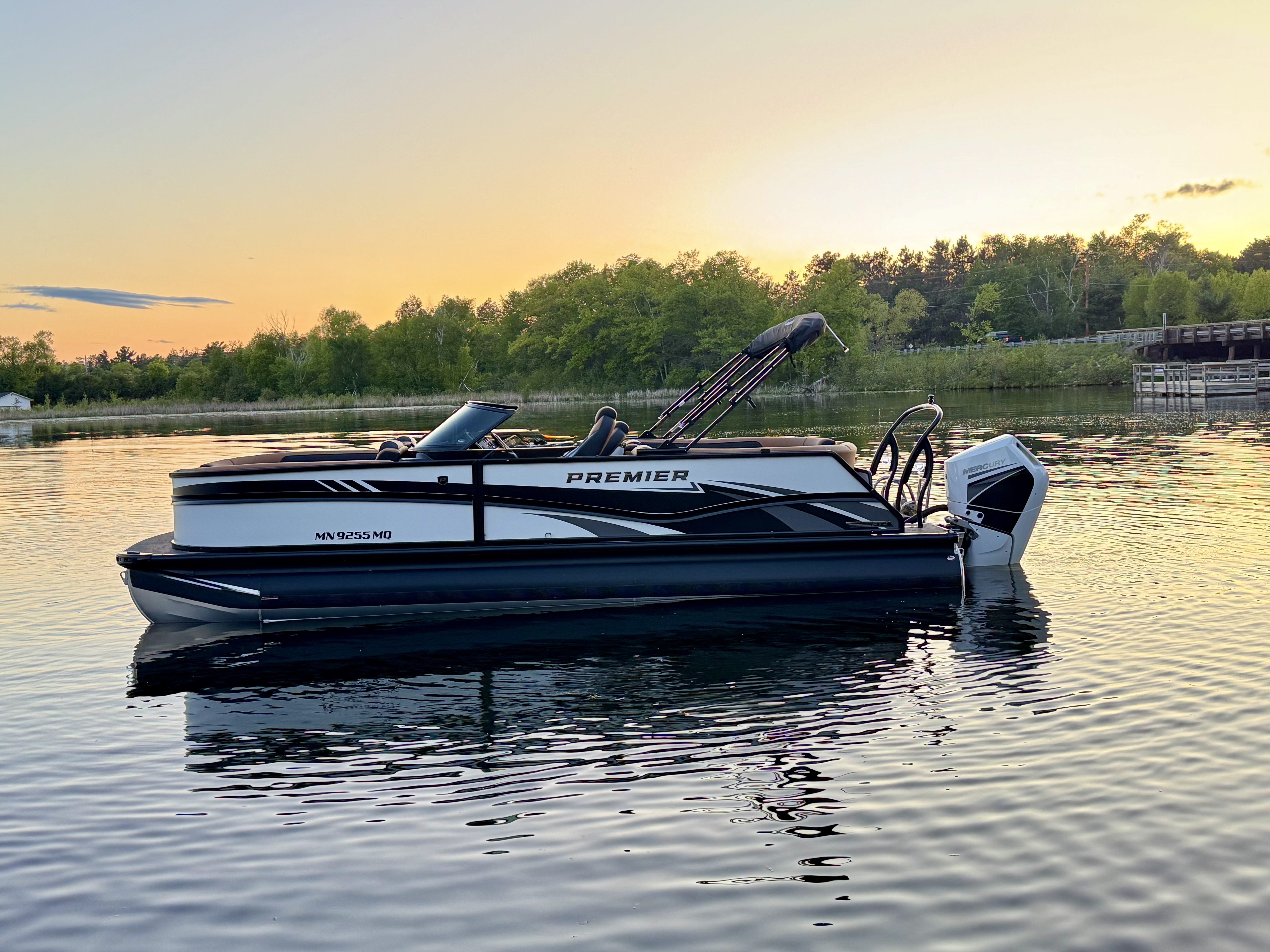 2025 Premier 250 SOLARIS SPORT Image Thumbnail #2