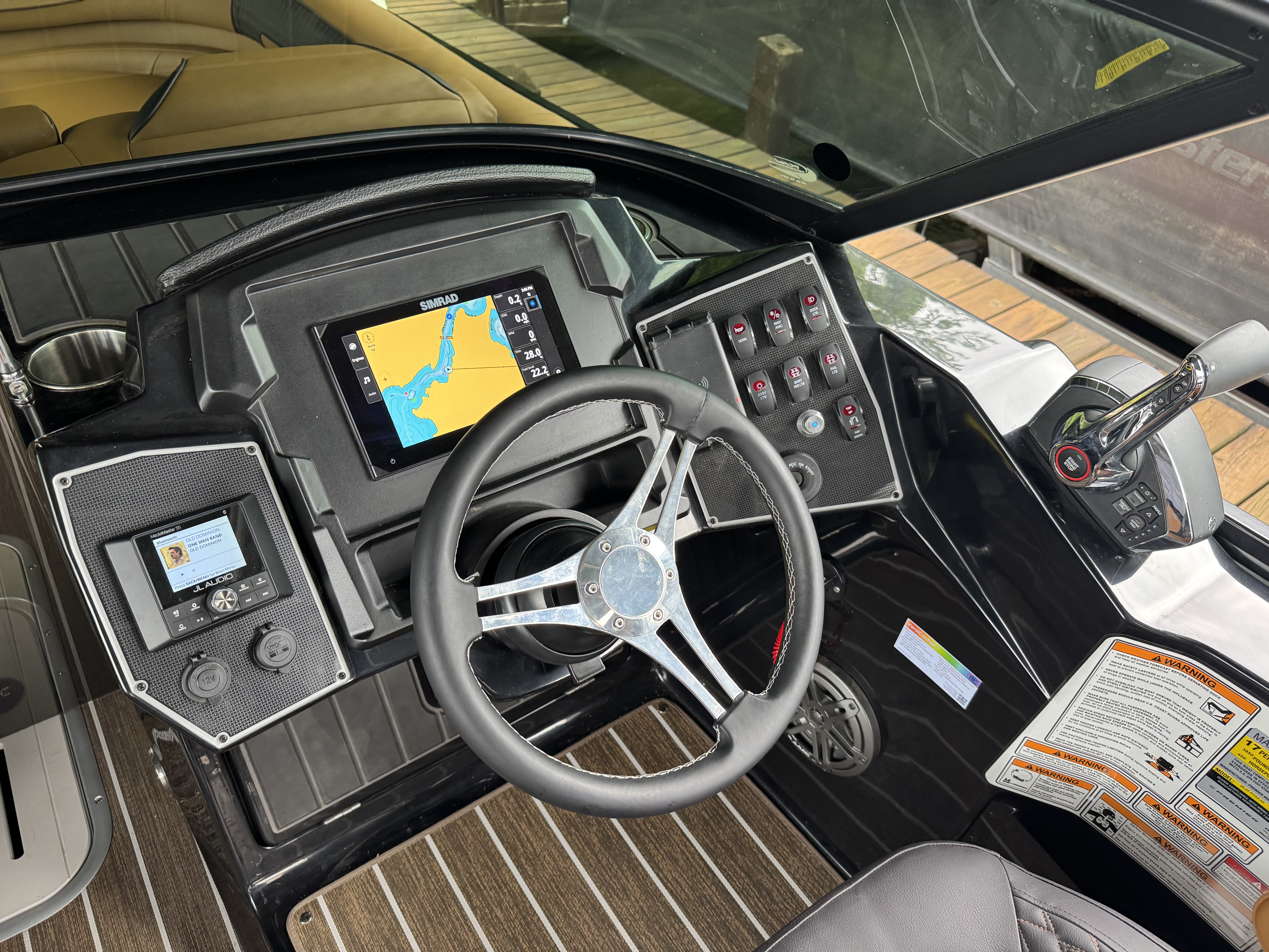 2025 Premier 250 SOLARIS SPORT Image Thumbnail #8