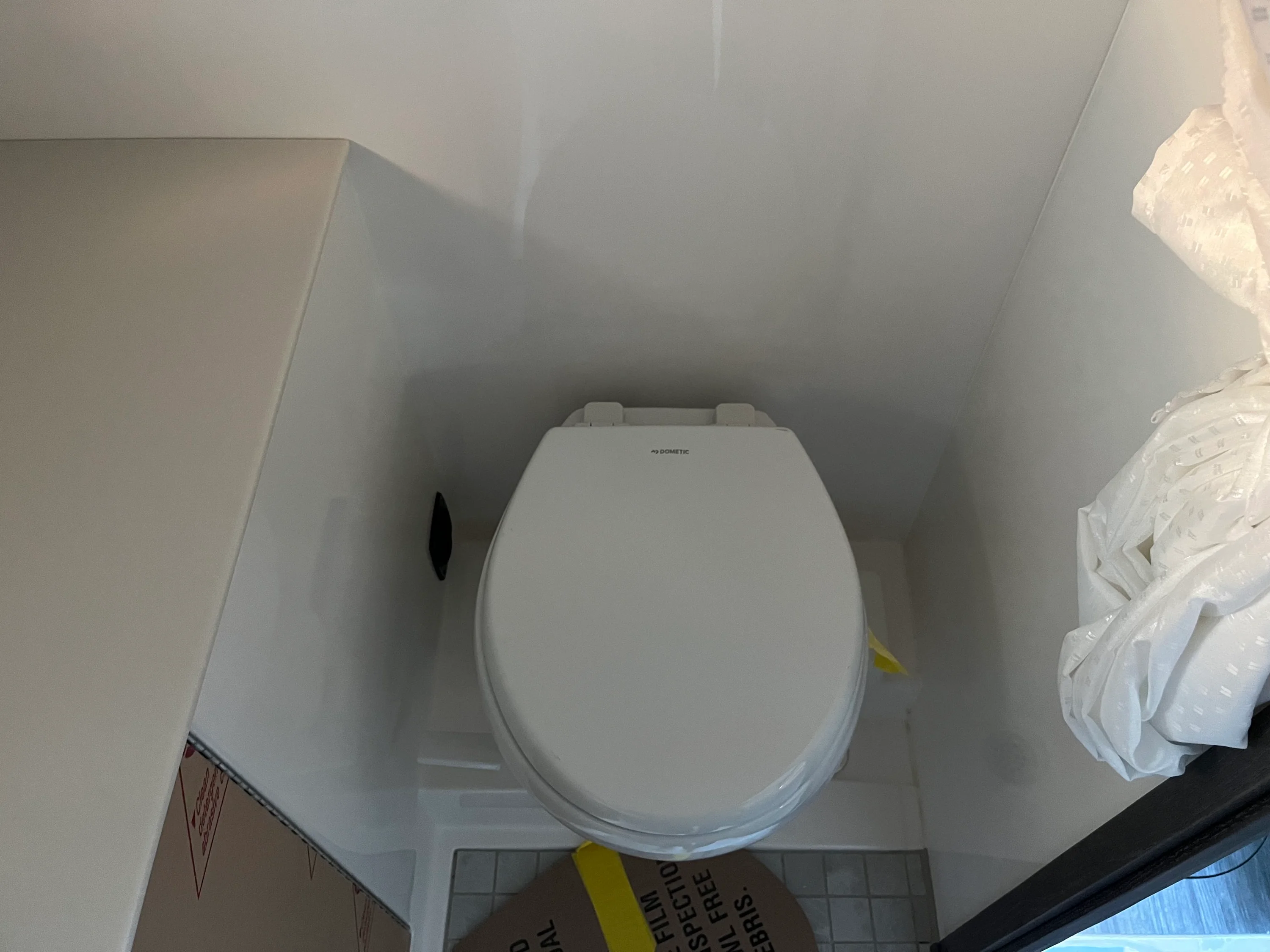 2026 Sea Ray Sundancer 320 Outboard Image Thumbnail #35