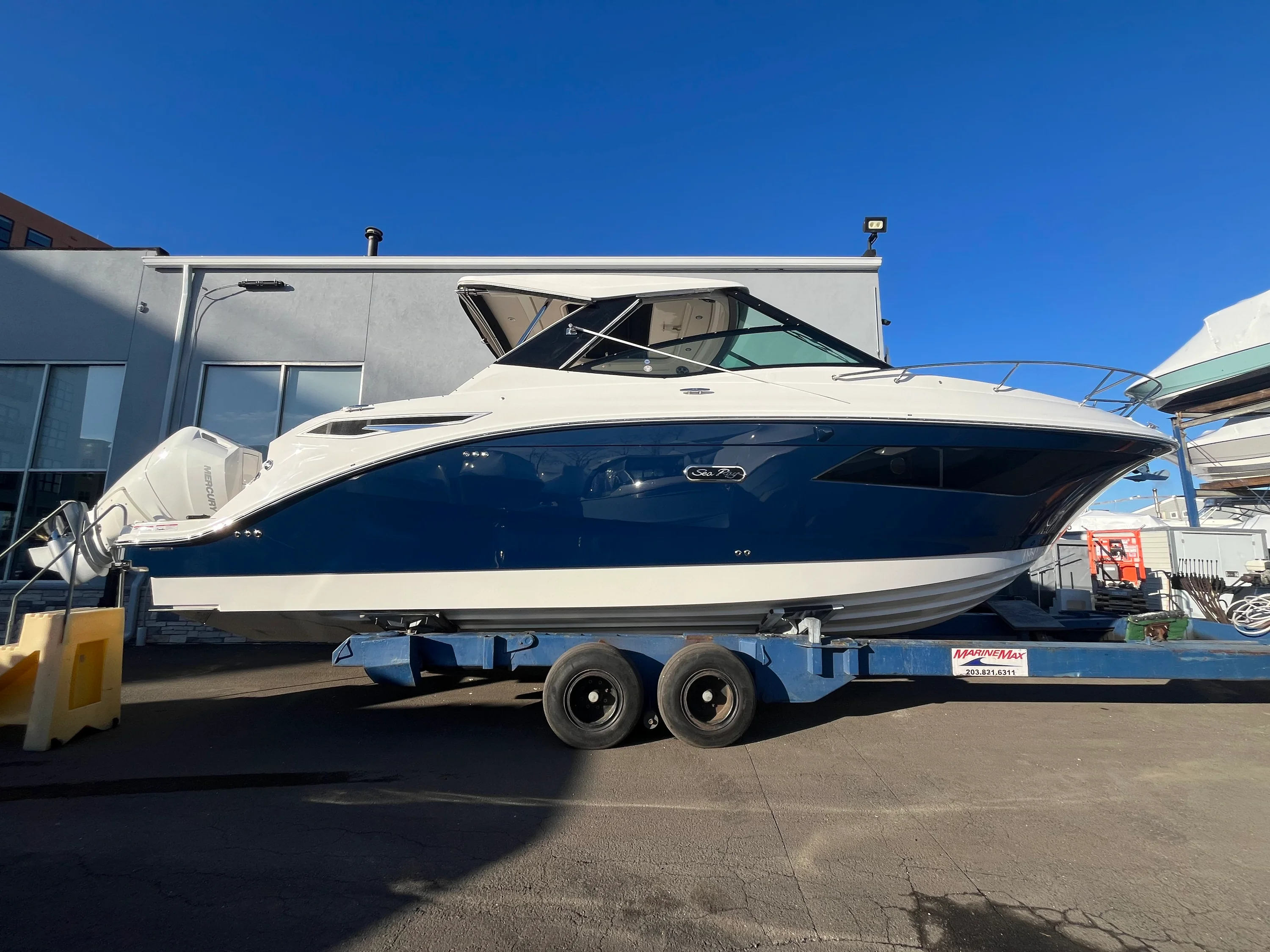 2026 Sea Ray Sundancer 320 Outboard Image Thumbnail #0