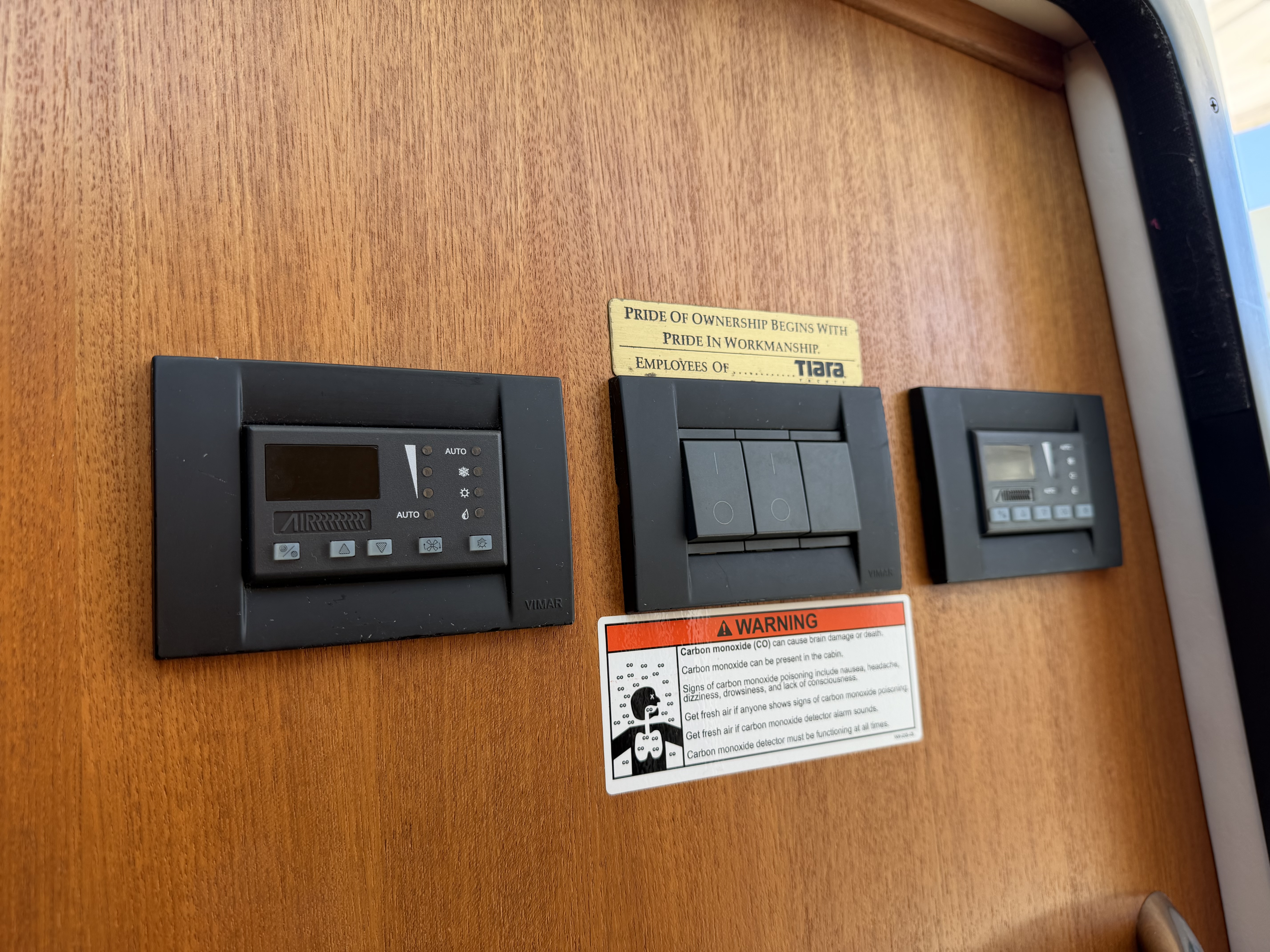 2006 Tiara Yachts 3600 SOVRAN Image Thumbnail #23