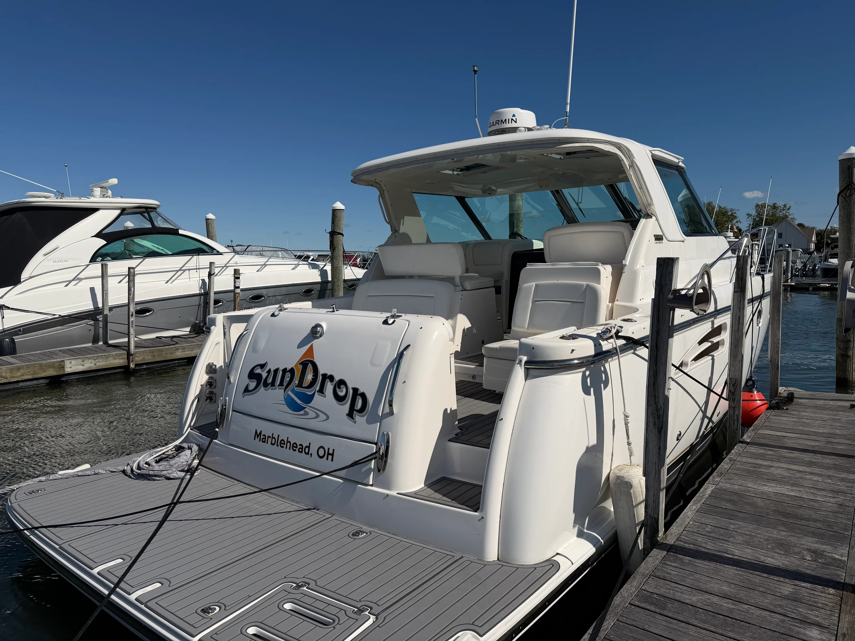 2006 Tiara Yachts 3600 SOVRAN Image Thumbnail #2