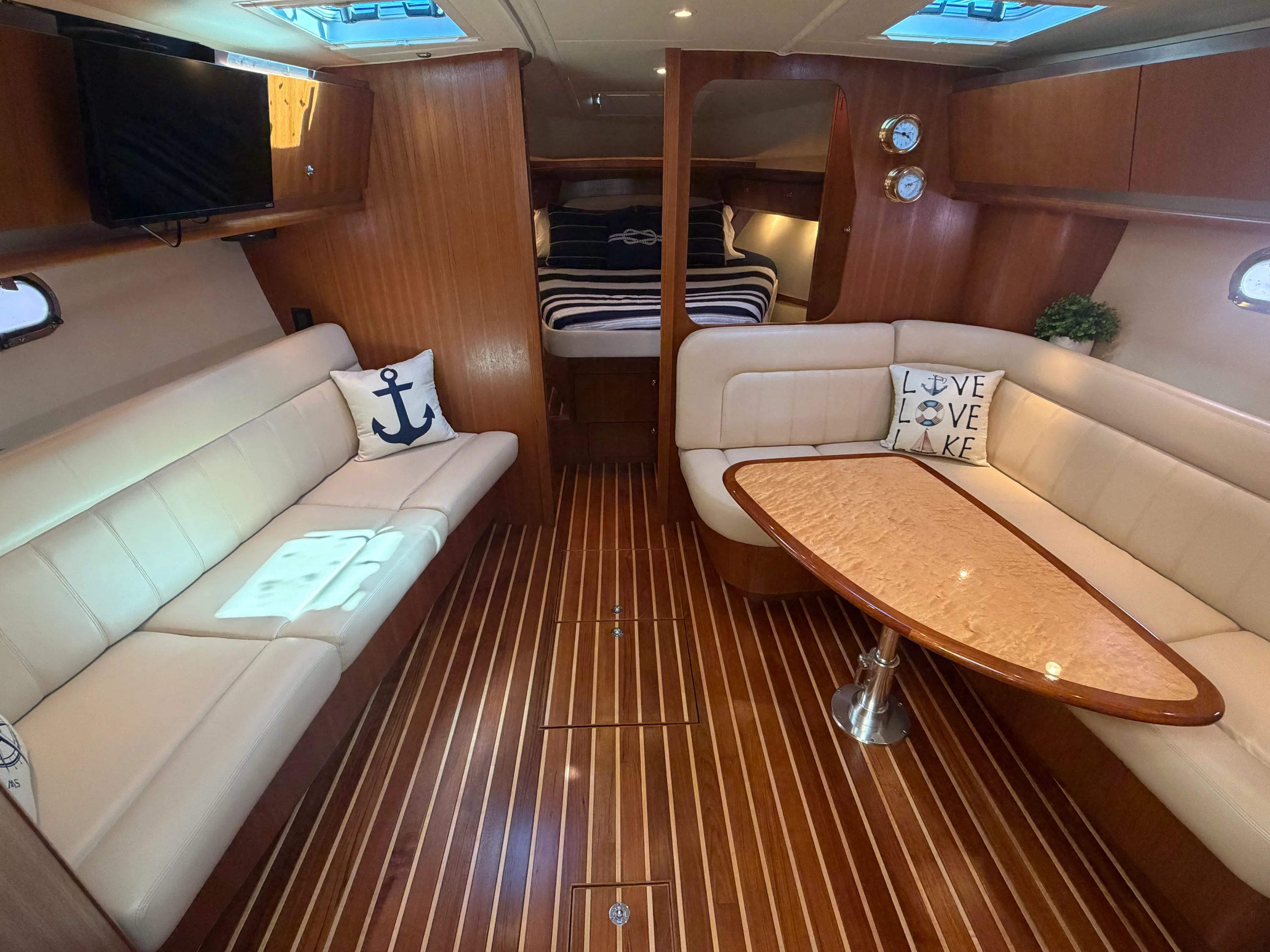 2006 Tiara Yachts 3600 SOVRAN Image Thumbnail #22