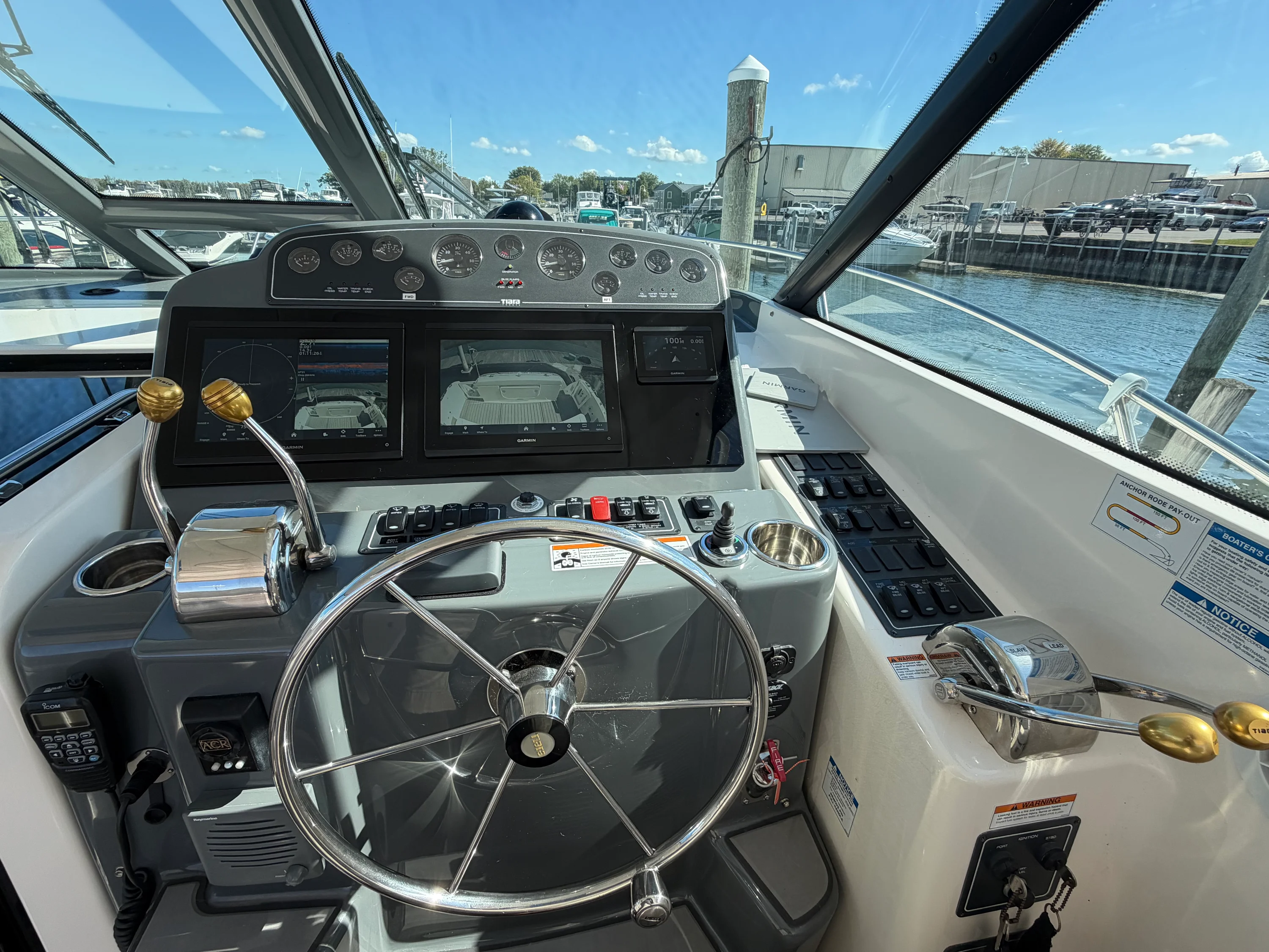 2006 Tiara Yachts 3600 SOVRAN Image Thumbnail #18