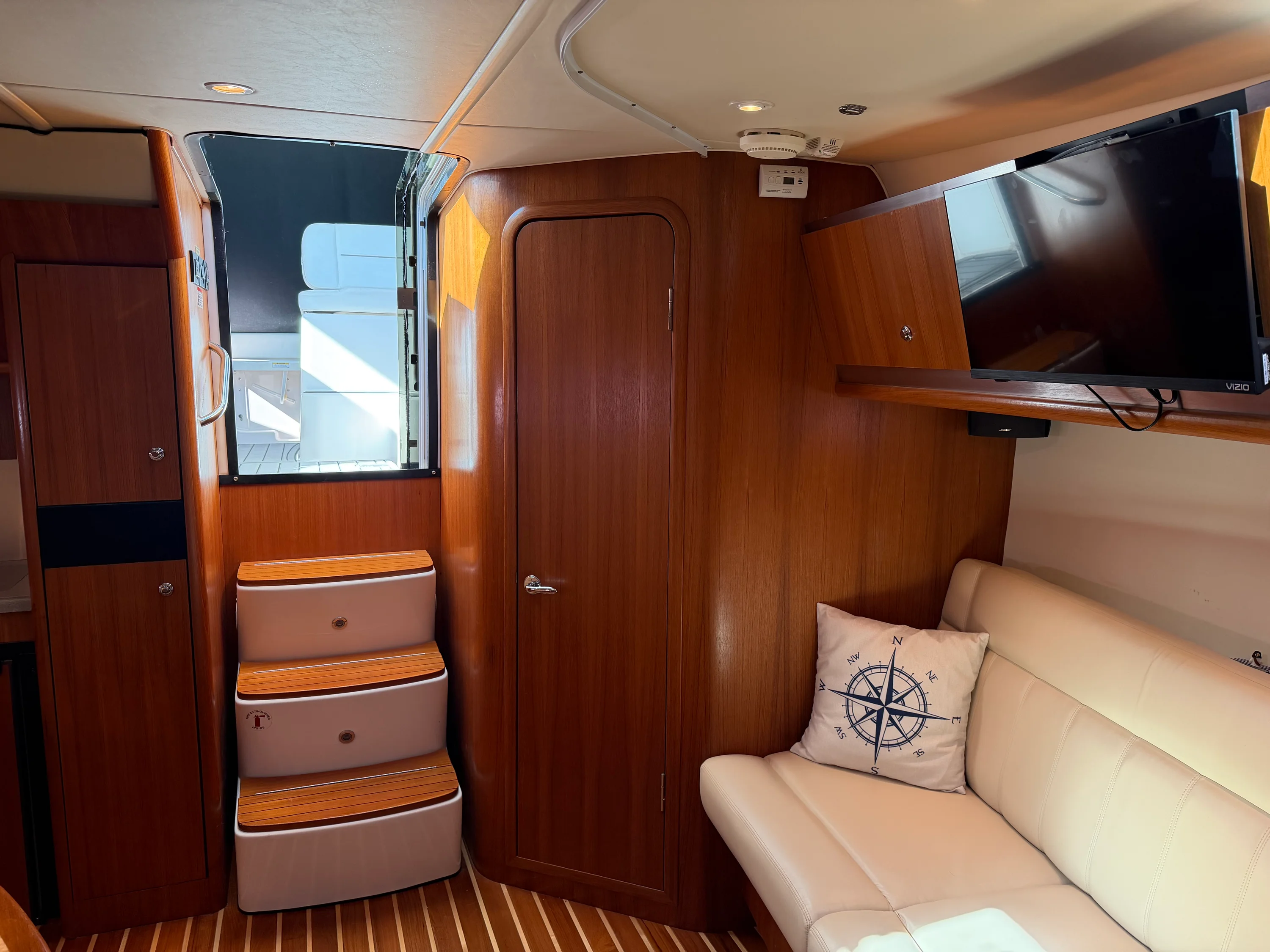 2006 Tiara Yachts 3600 SOVRAN Image Thumbnail #36