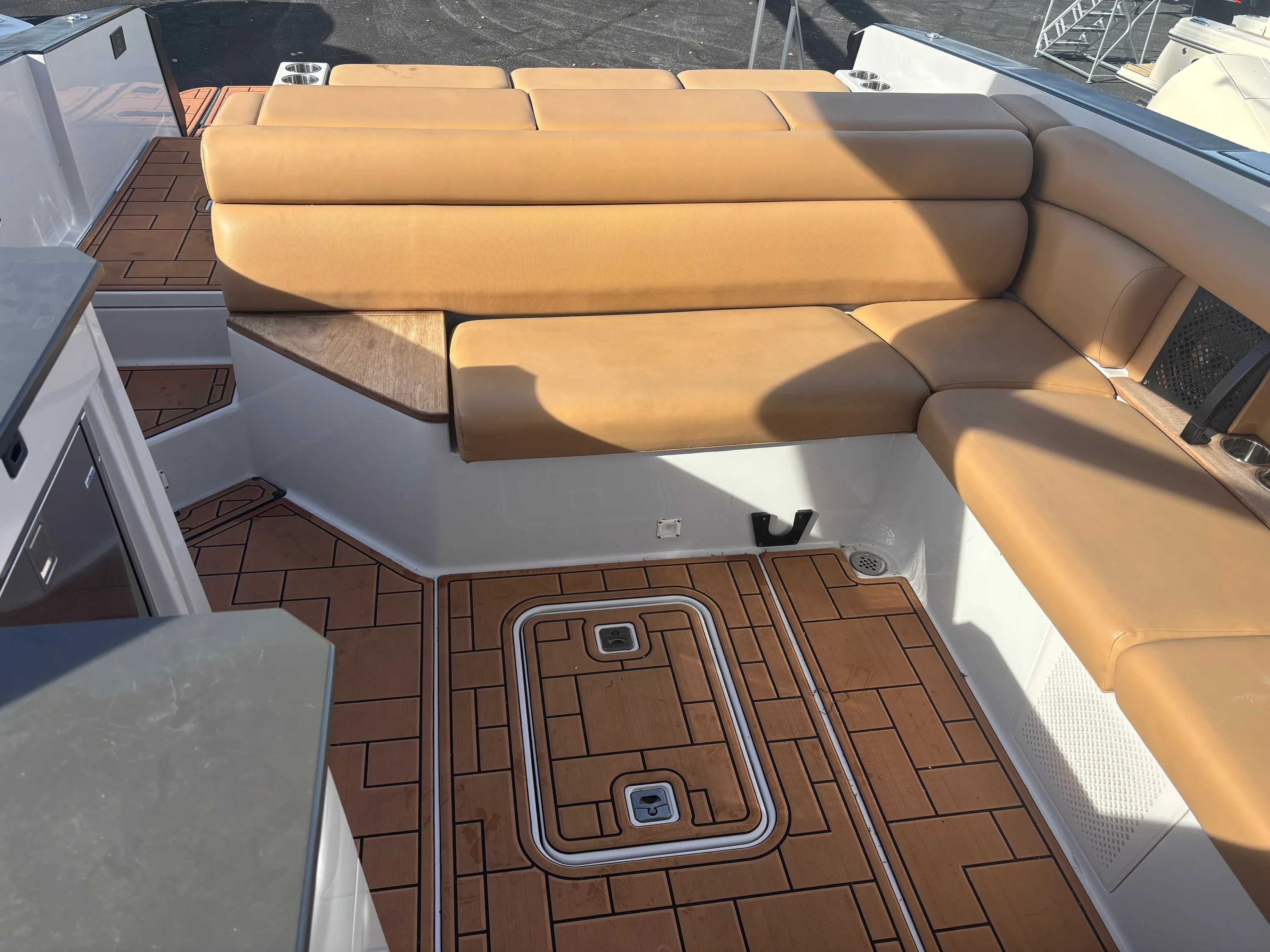 2020 Aviara AV32 I/O Image Thumbnail #15