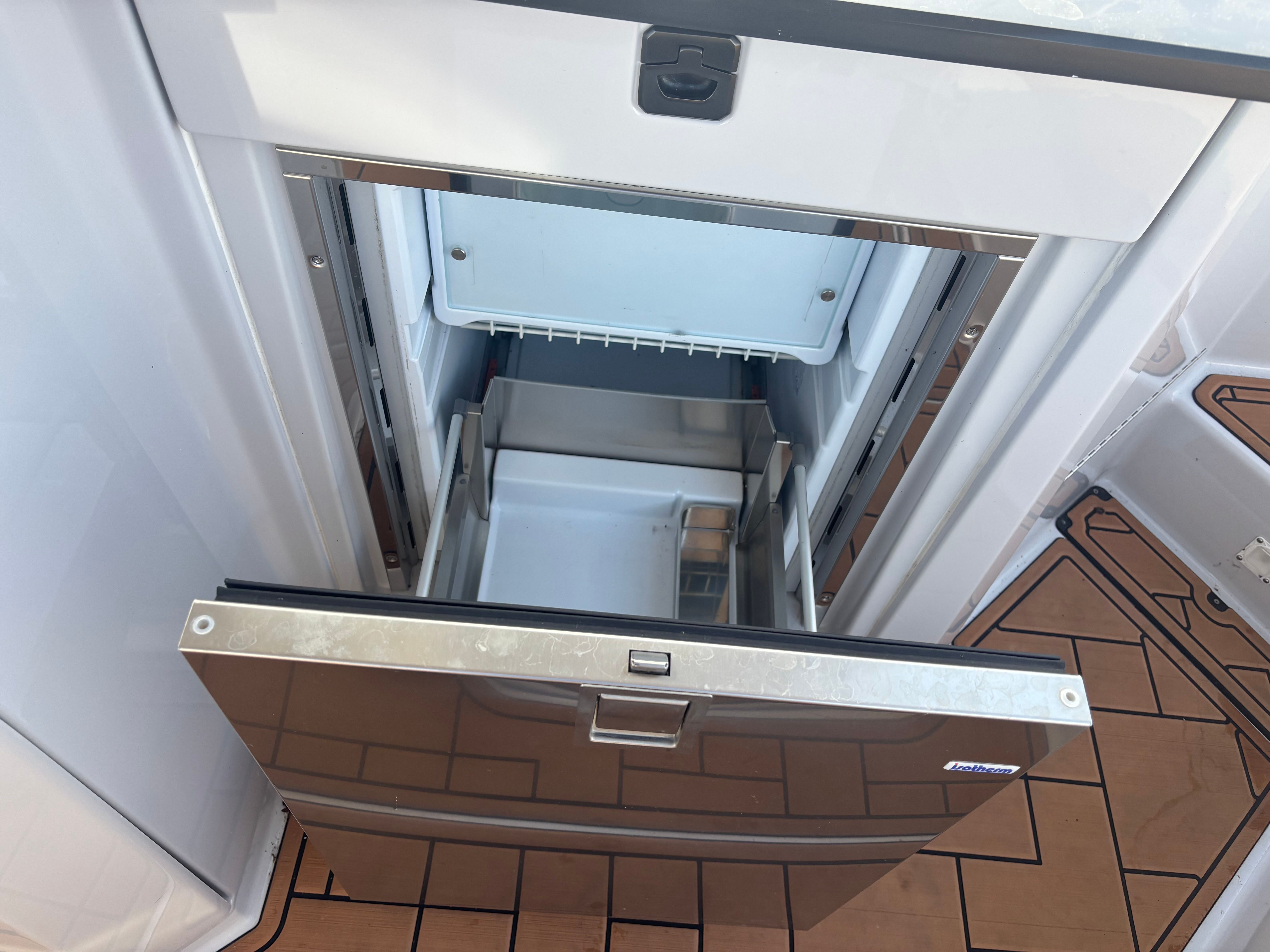 2020 Aviara 32 Image Thumbnail #13