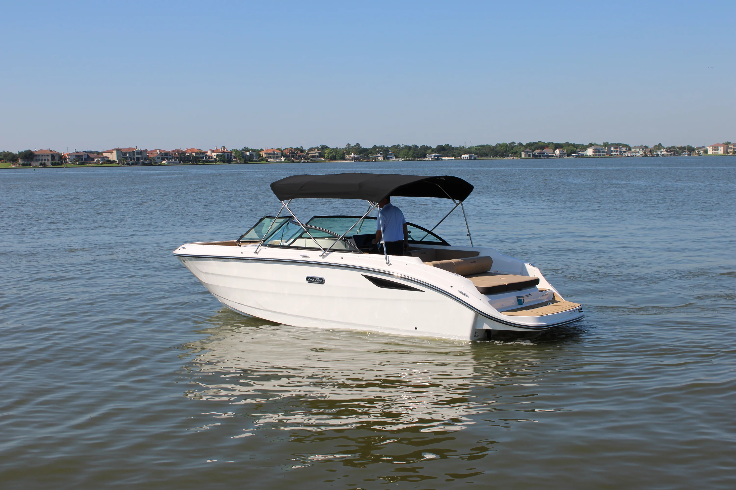 2026 Sea Ray SDX 230 Image Thumbnail #2