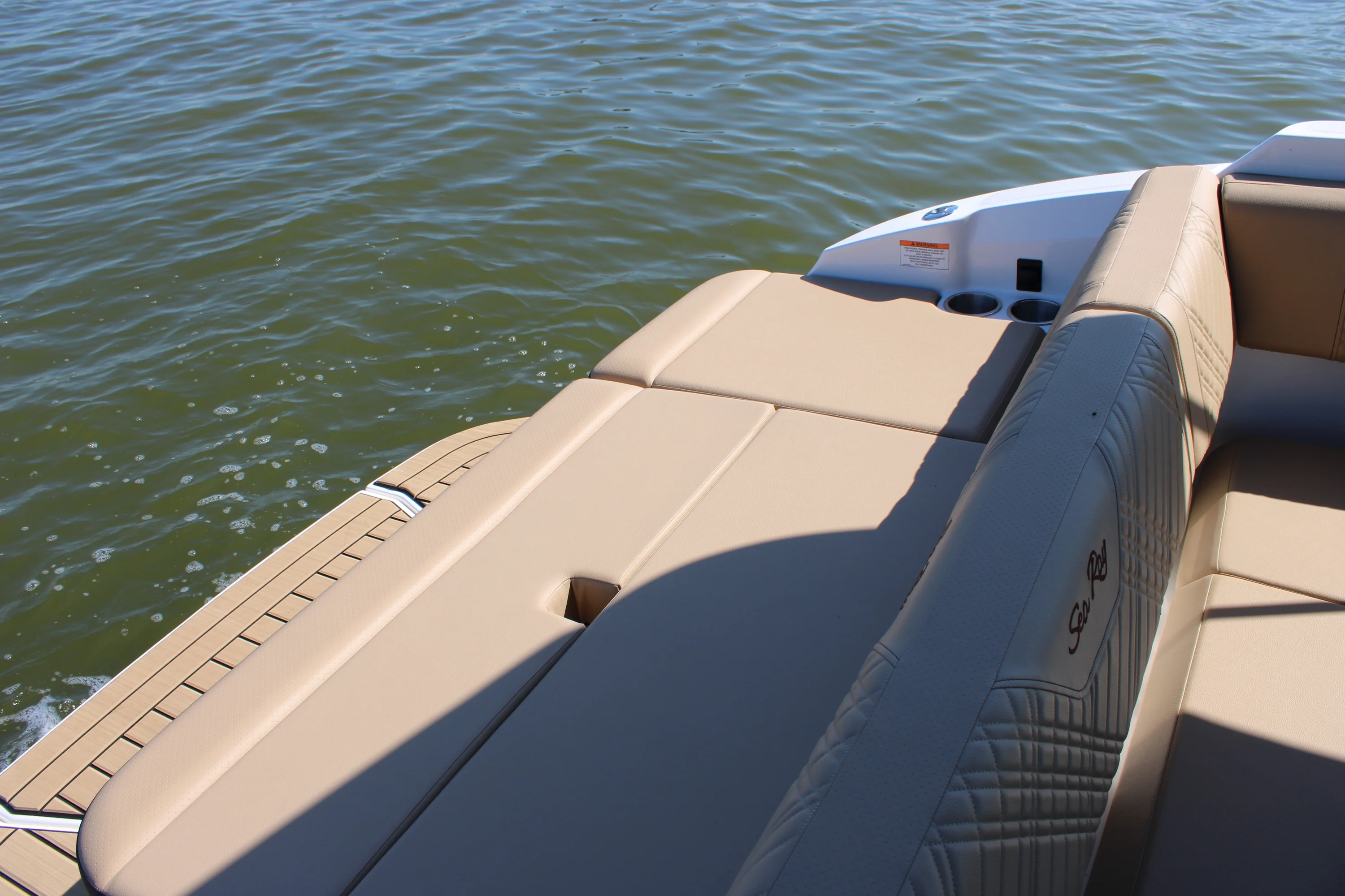 2026 Sea Ray SDX 230 Image Thumbnail #25