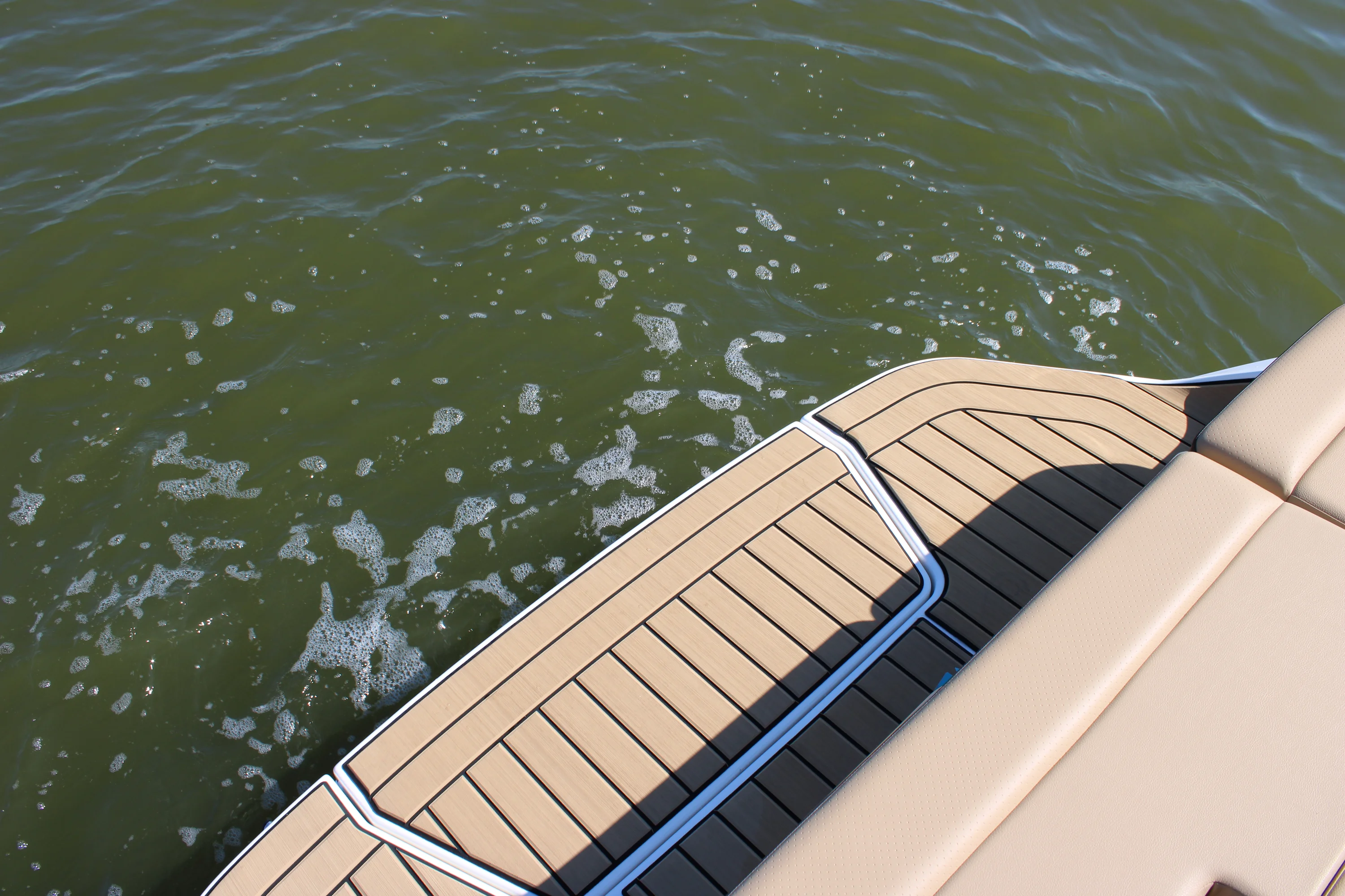 2026 Sea Ray SDX 230 Image Thumbnail #24