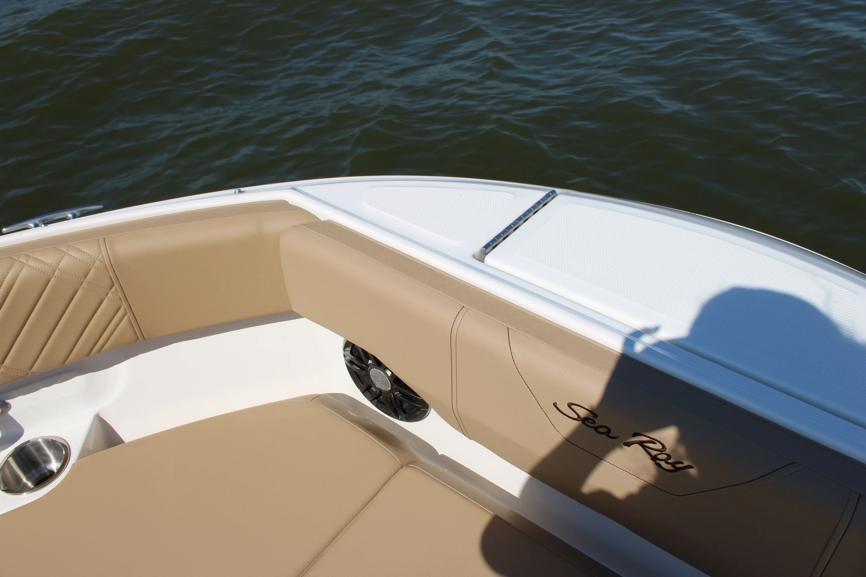 2026 Sea Ray SDX 230 Image Thumbnail #47
