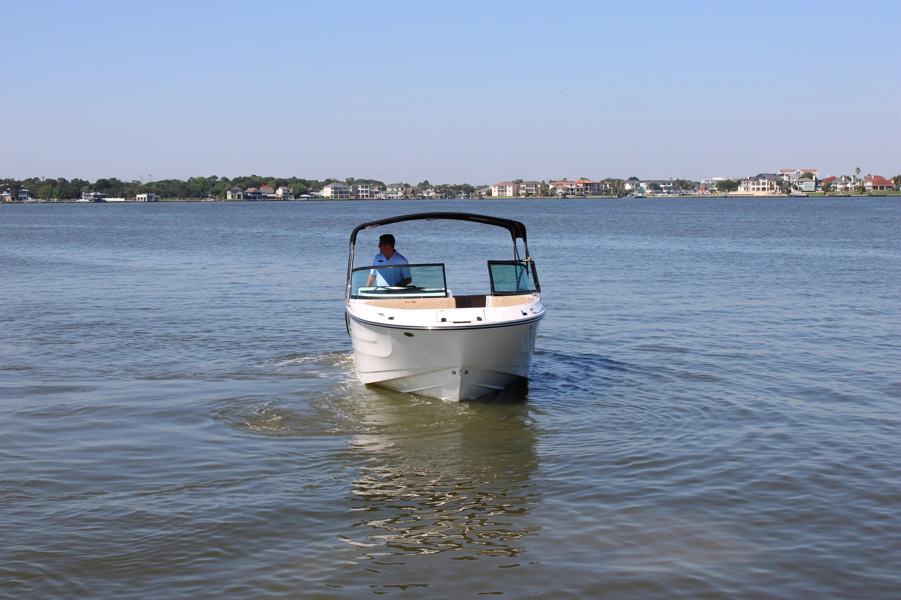 2026 Sea Ray SDX 230 Image Thumbnail #17