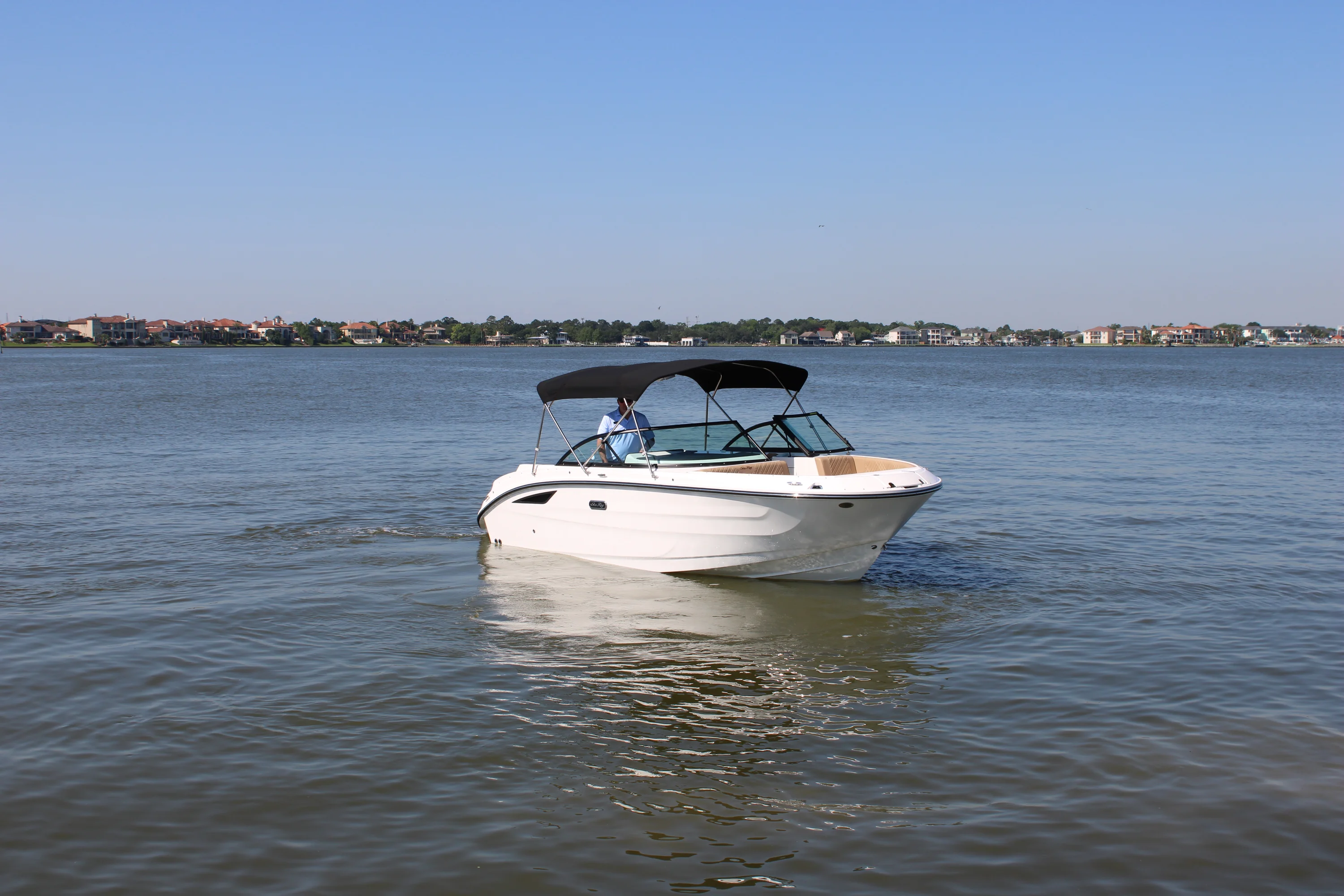 2026 Sea Ray SDX 230 Image Thumbnail #15