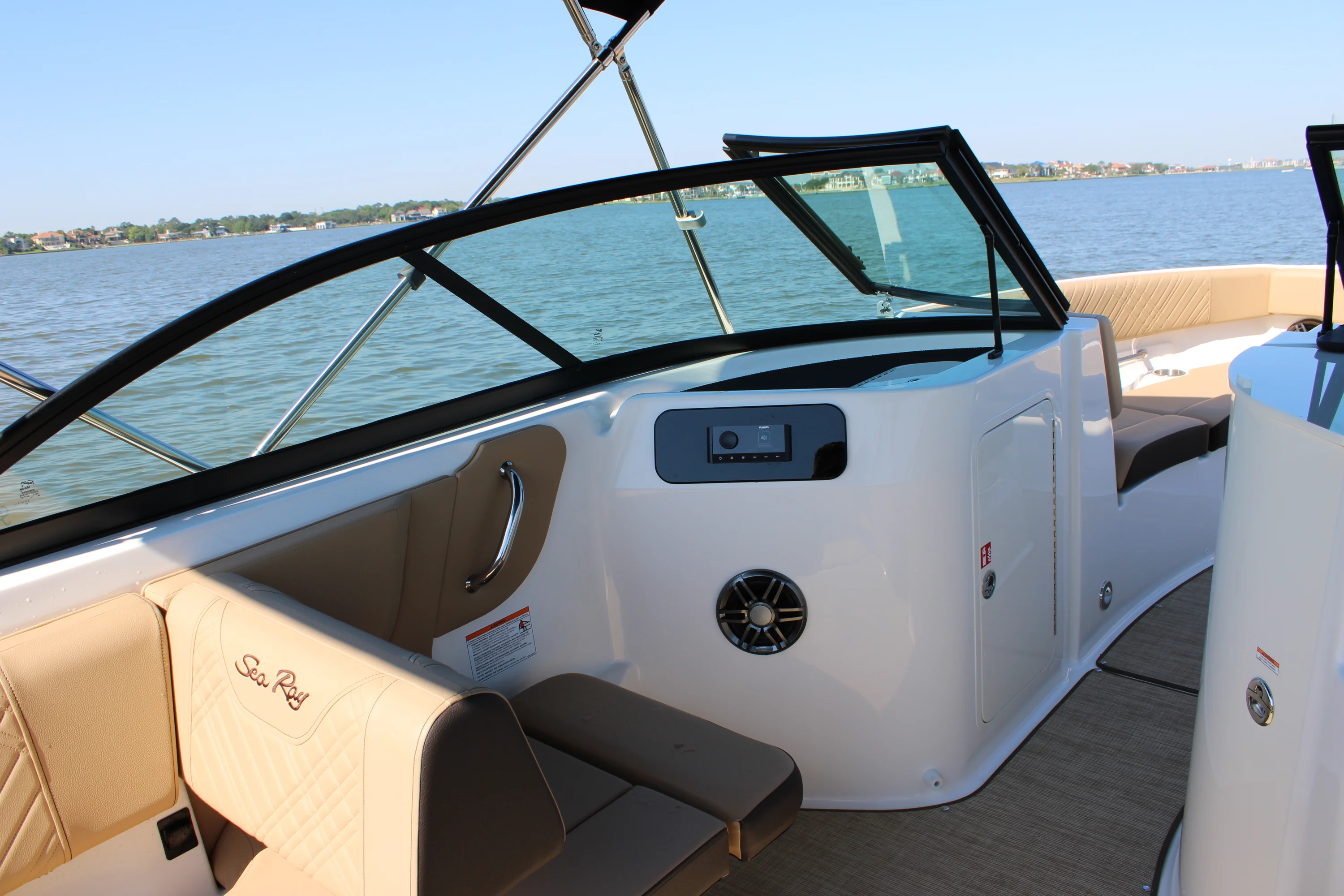 2026 Sea Ray SDX 230 Image Thumbnail #45