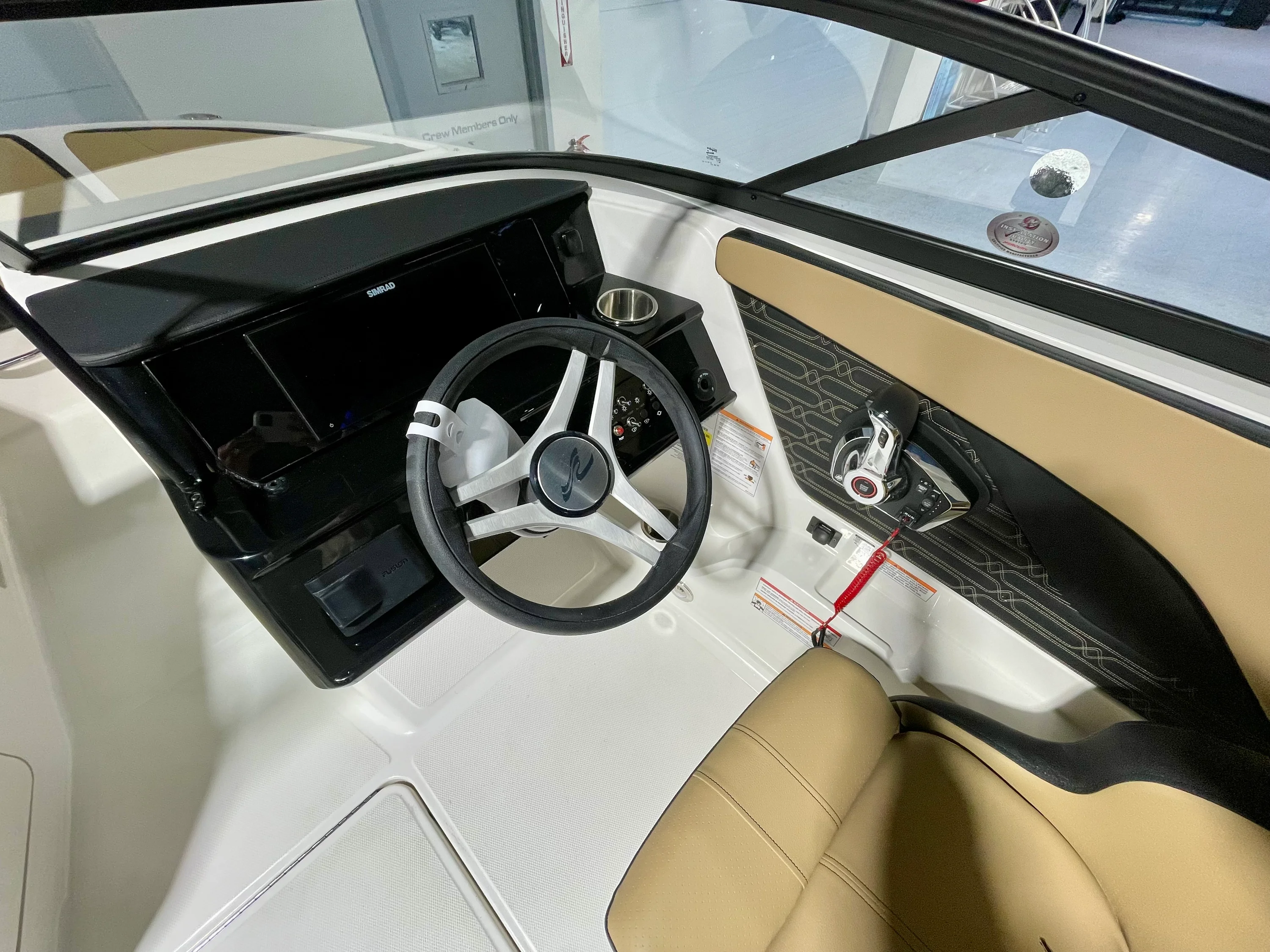 2026 Sea Ray SPX 210 Outboard Image Thumbnail #10