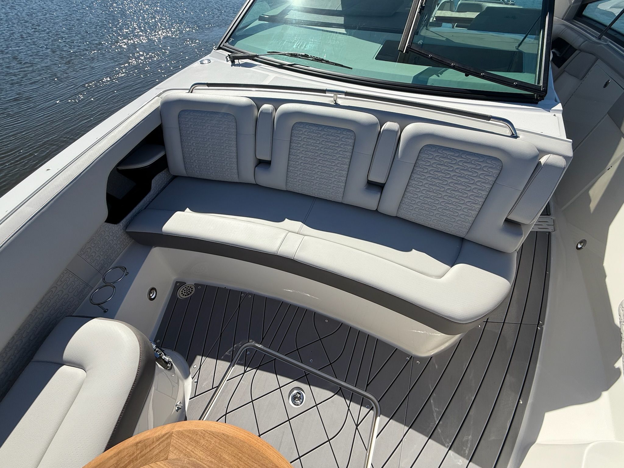 2021 Sea Ray 400 SLXRE Image Thumbnail #34