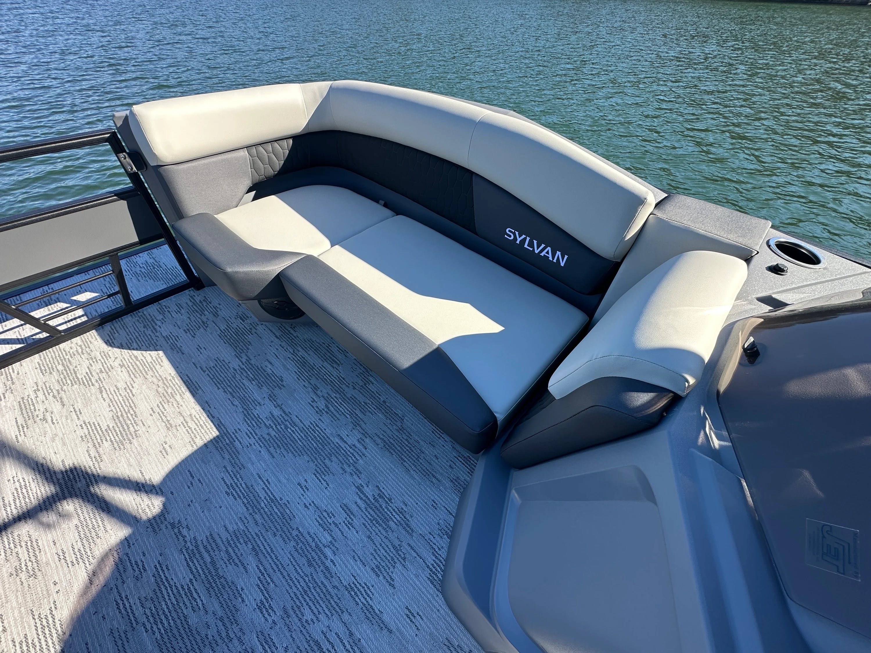 2026 Sylvan R22 LZ DH Image Thumbnail #10